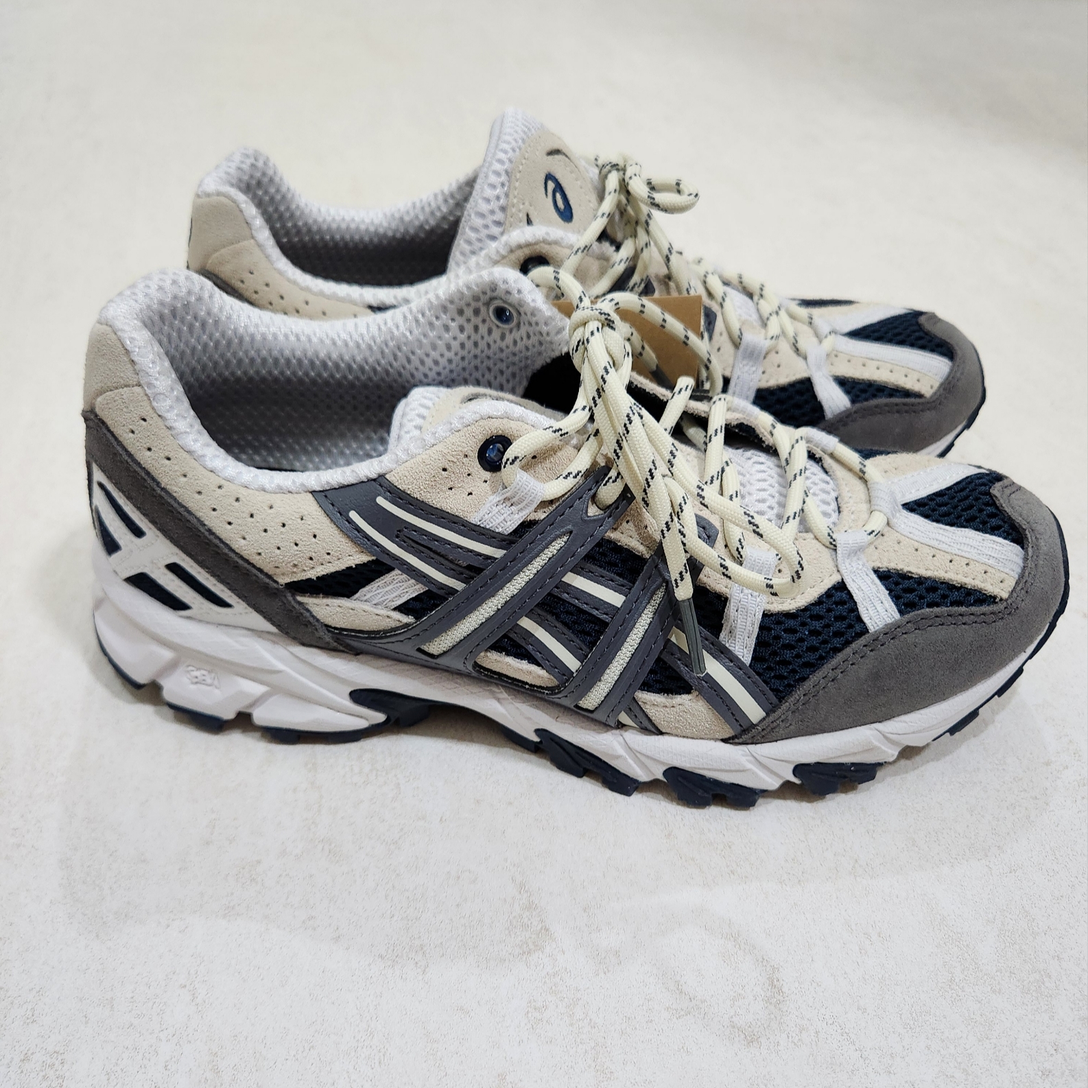 Asics Gel-Sonoma 15-50 French Blue 착용 스타일