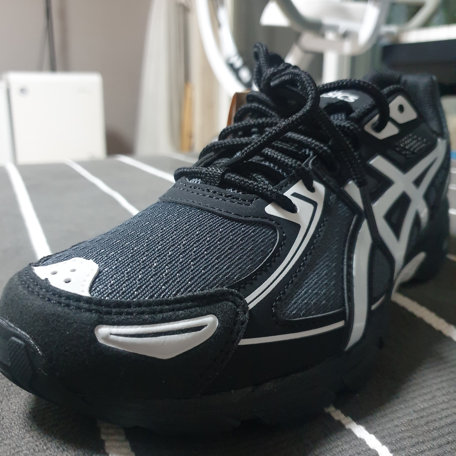 Asics Gel-Venture 6 Carrier Grey 착용 스타일