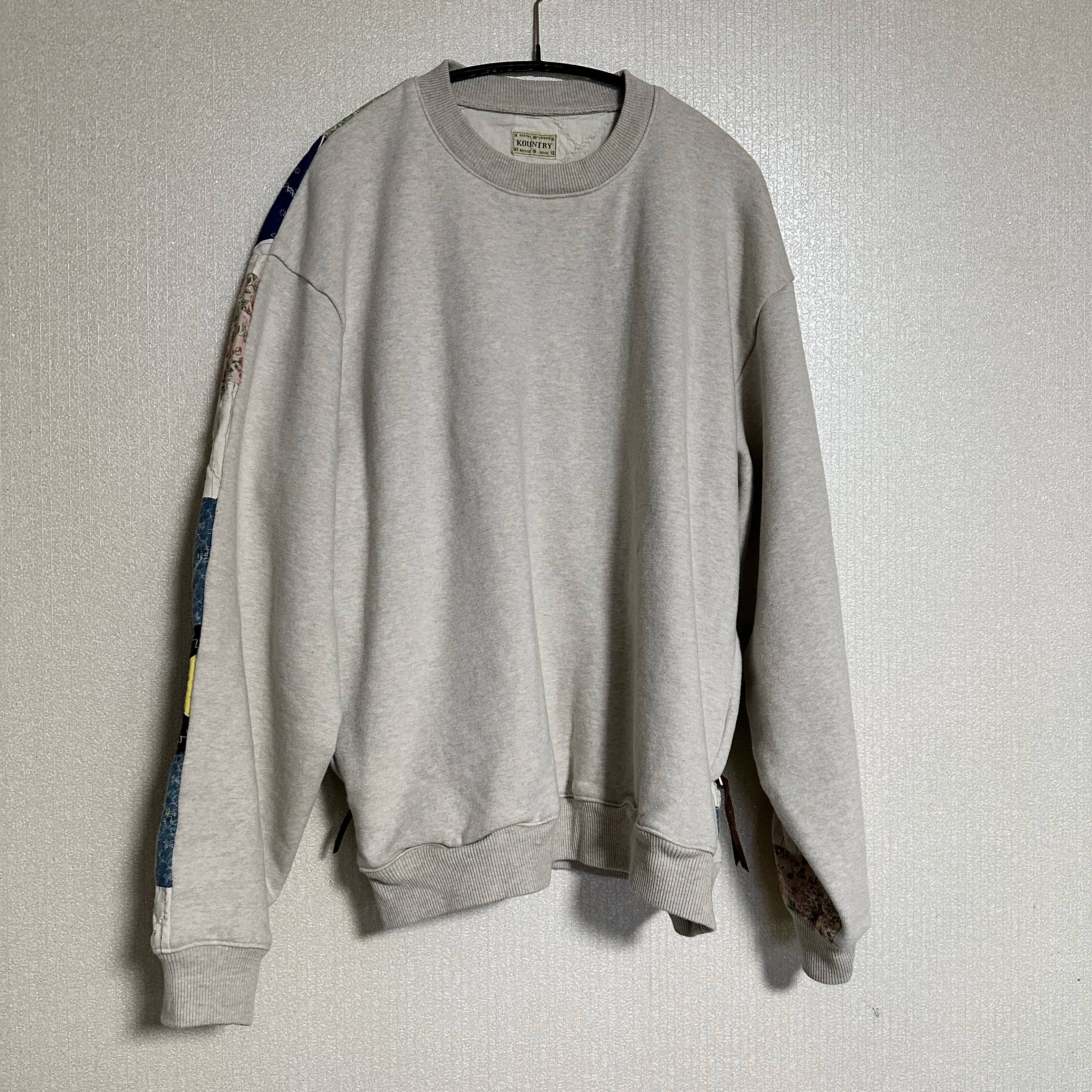 Kapital Top Fleece Rainbowy Quilt Two Tone Big Sweatshirt Kinari, Kapital Fleece Big Crewneck Sweat Heather Charcoal 착용 스타일 - 1