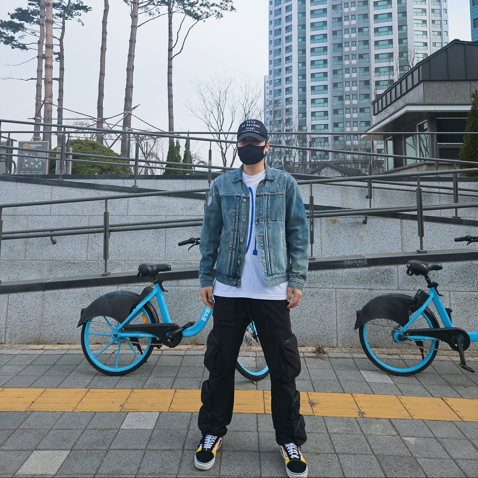 후이즈자코브 whoisjacov L M] whoisjacov huiseu jacov Cargo Pants