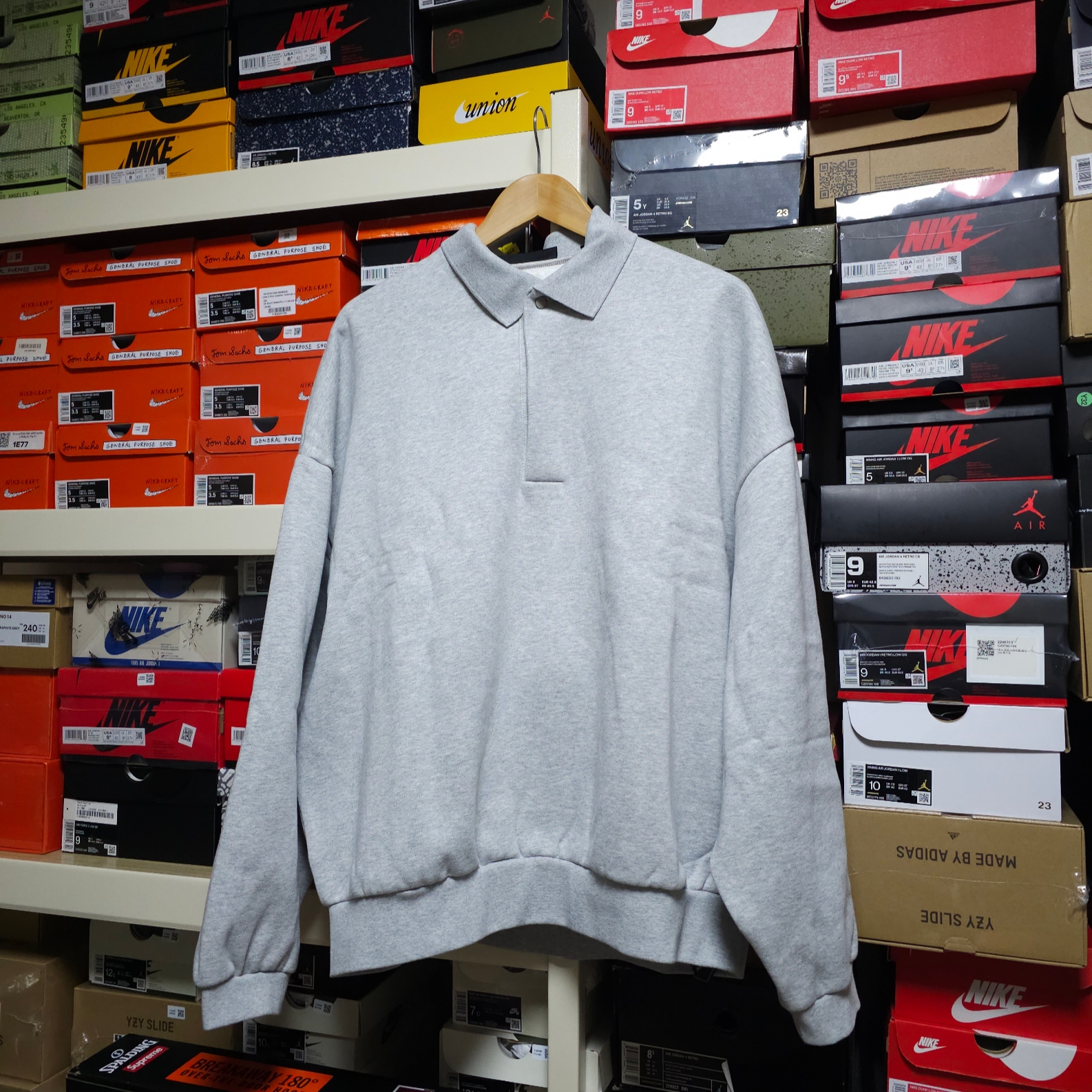 Essentials Long Sleeve Polo Light Heather Grey - 24SS 착용 스타일 - 1