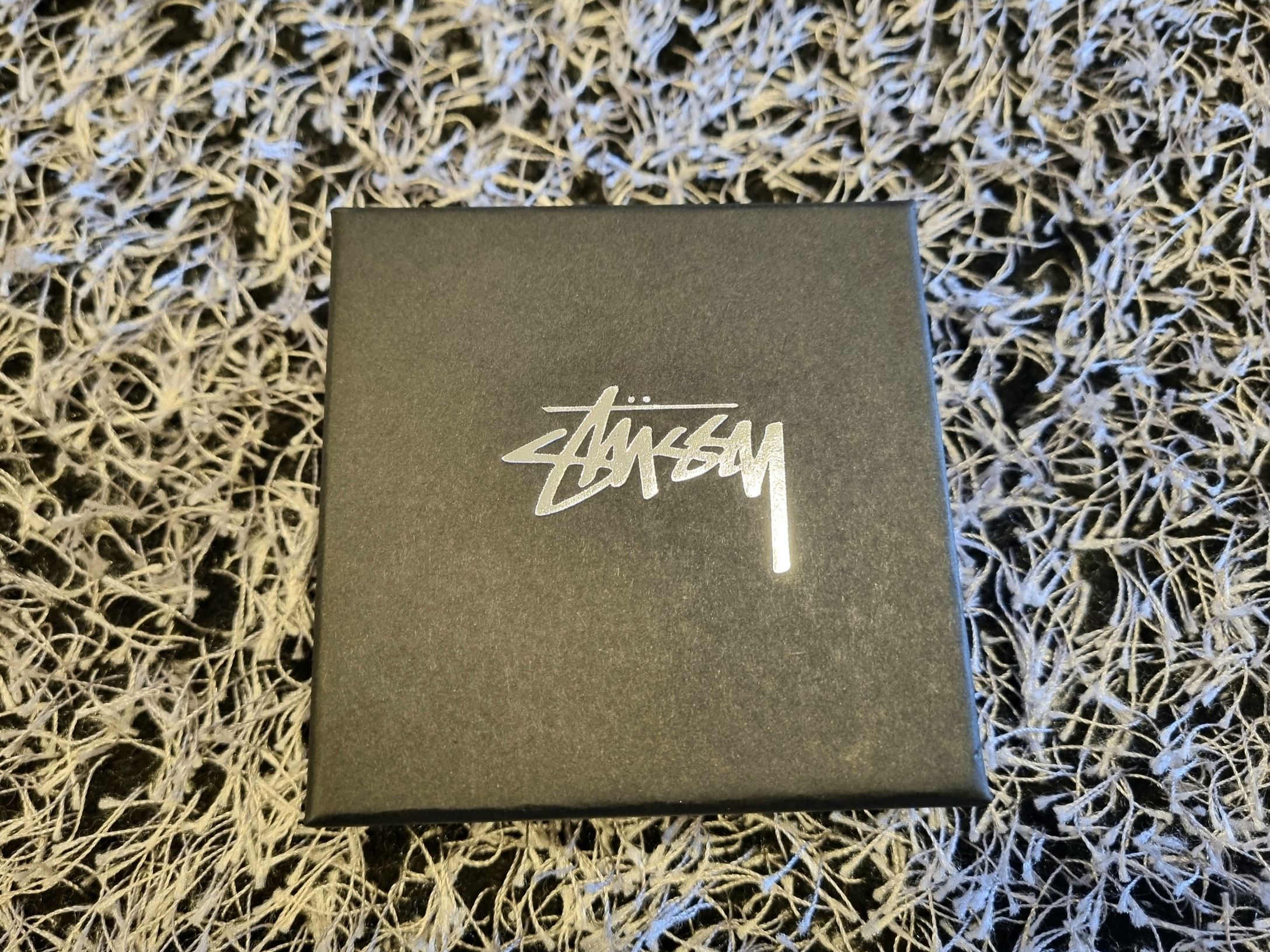 Stussy Swirly S Chain Sterling Silver 착용 스타일 - 1