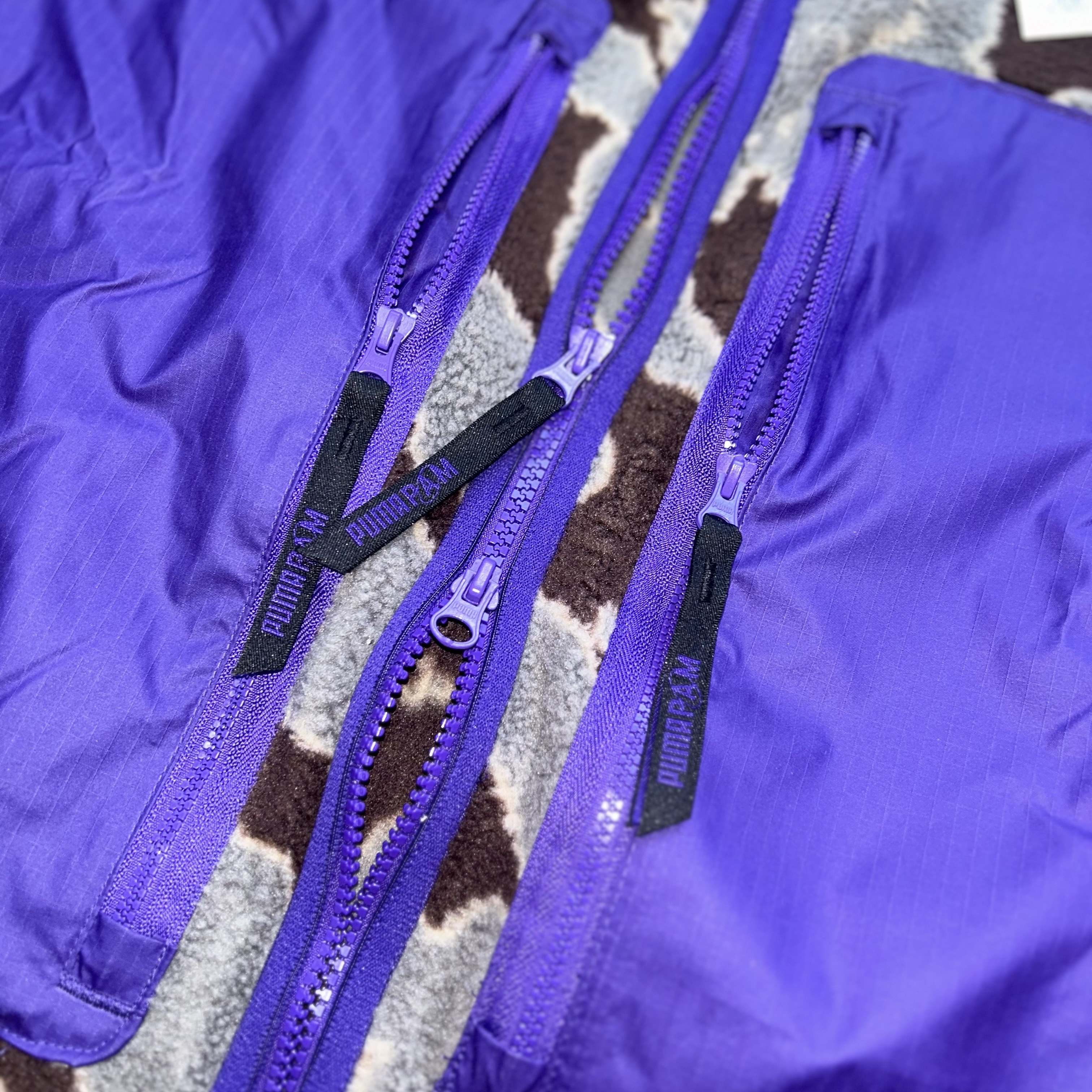 Puma x P.A.M. Polar Fleece Jacket Cloudburst 착용 스타일 - 4
