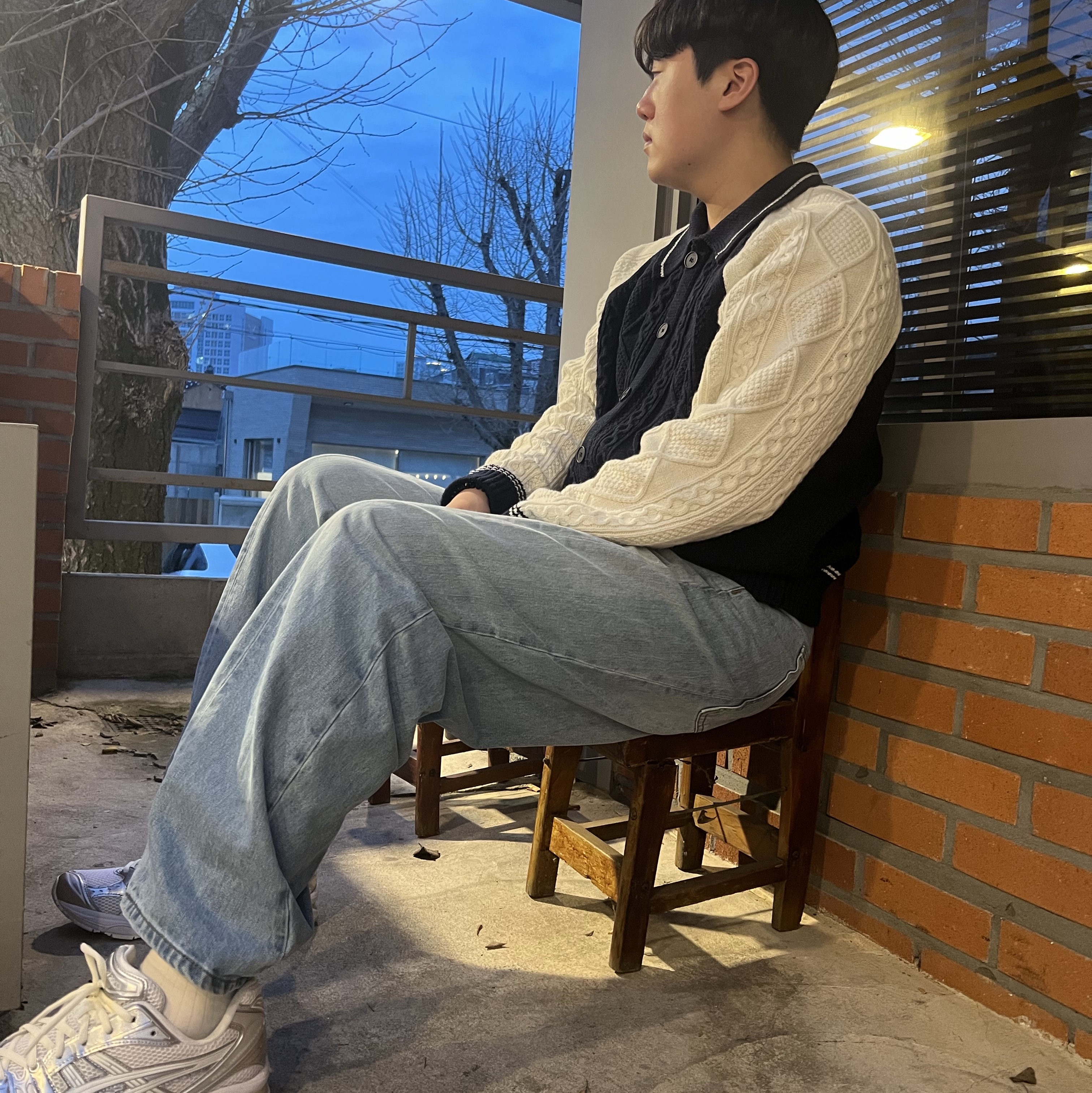 Asics x JJJJound Gel-Kayano 14 Silver White 착용 스타일