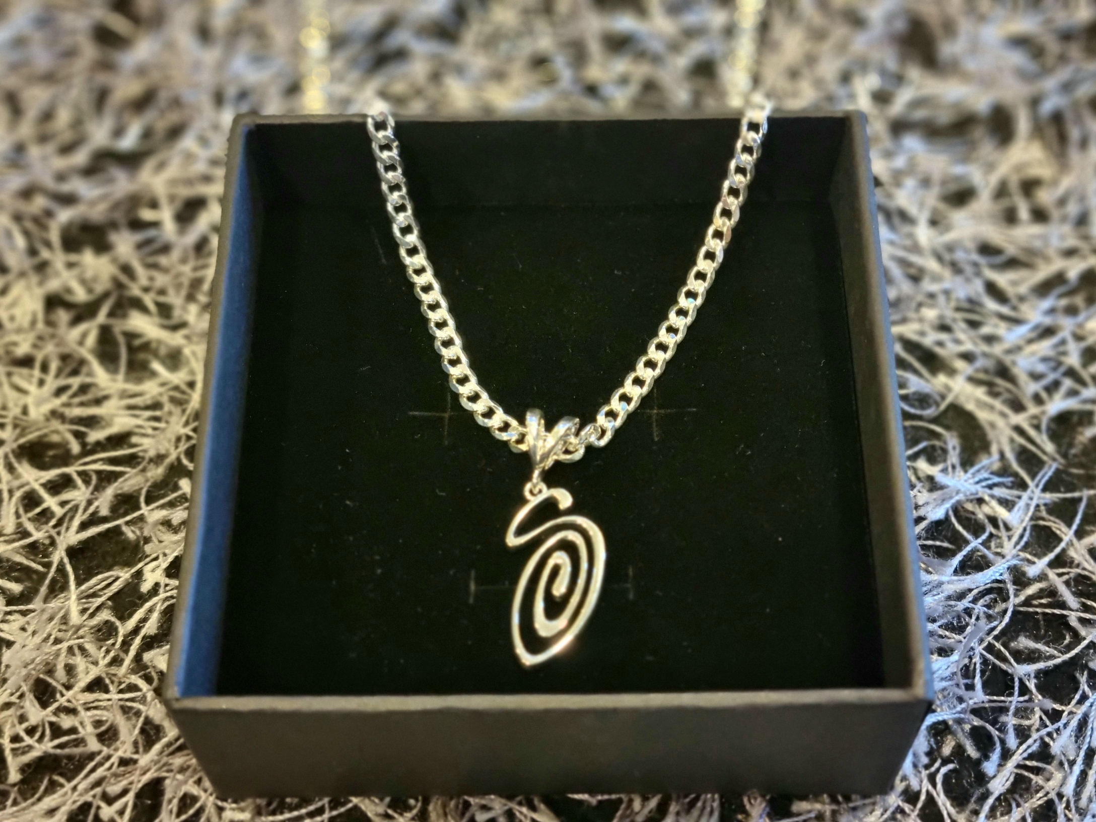 Stussy Swirly S Chain Sterling Silver 착용 스타일 - 6