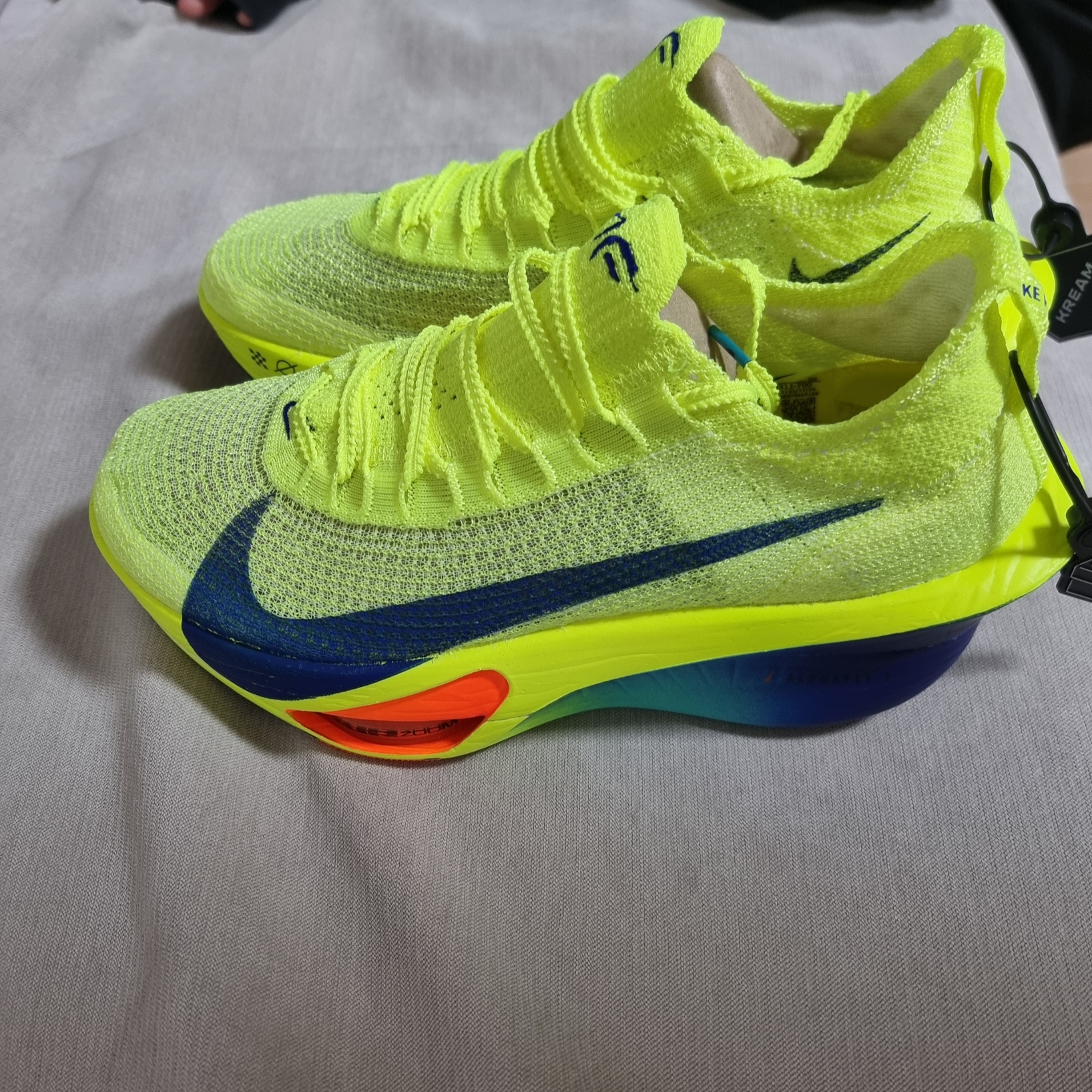 Nike Air Zoom Alphafly Next% 3 Volt 착용 스타일