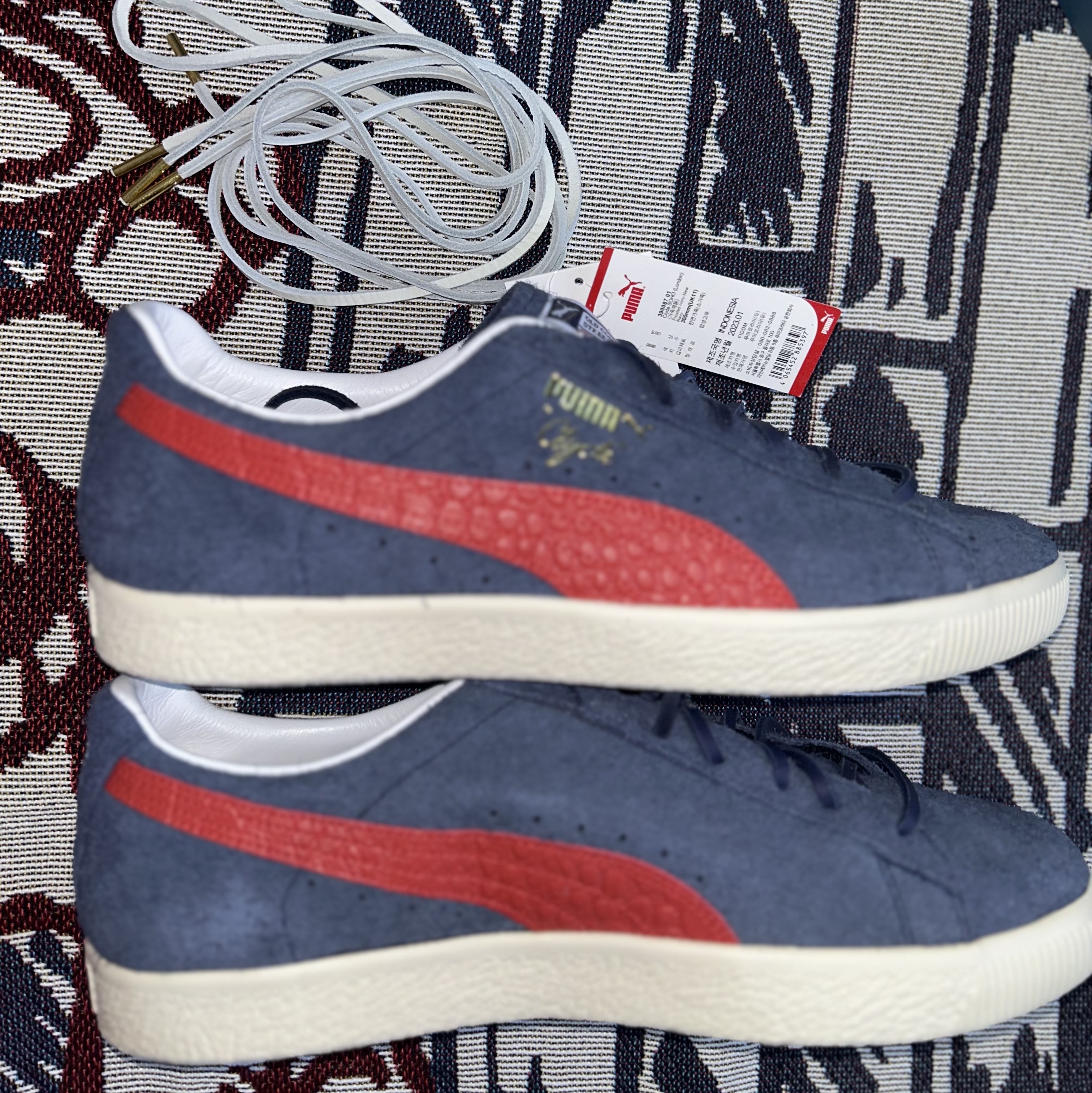 Puma Clyde Soho London New Navy Dark Red 착용 스타일 - 7
