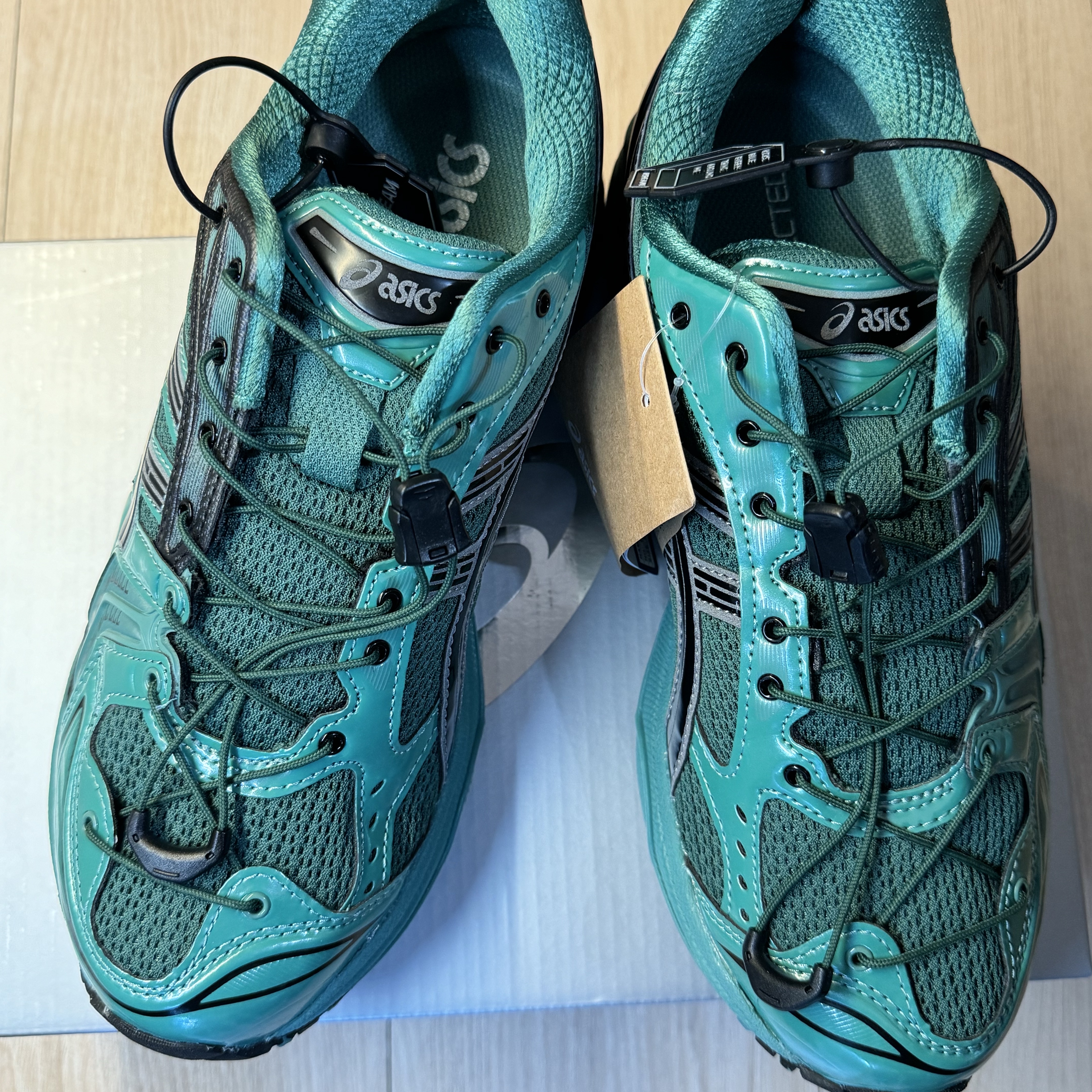 Asics x Unaffected Gel-Kayano 14 Uranus Green 착용 스타일 - 2