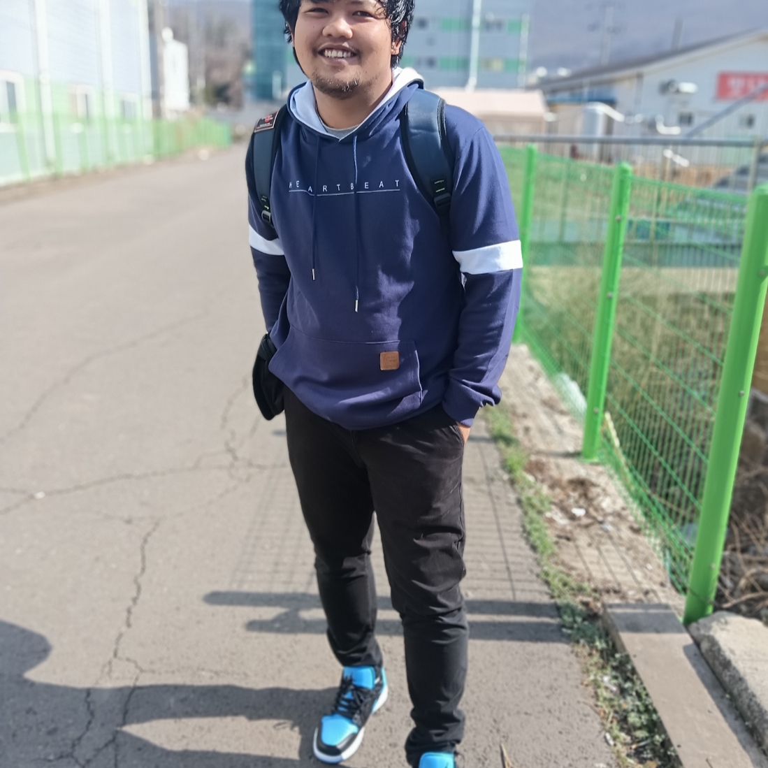 Jordan 1 Low Black University Blue 착용 스타일