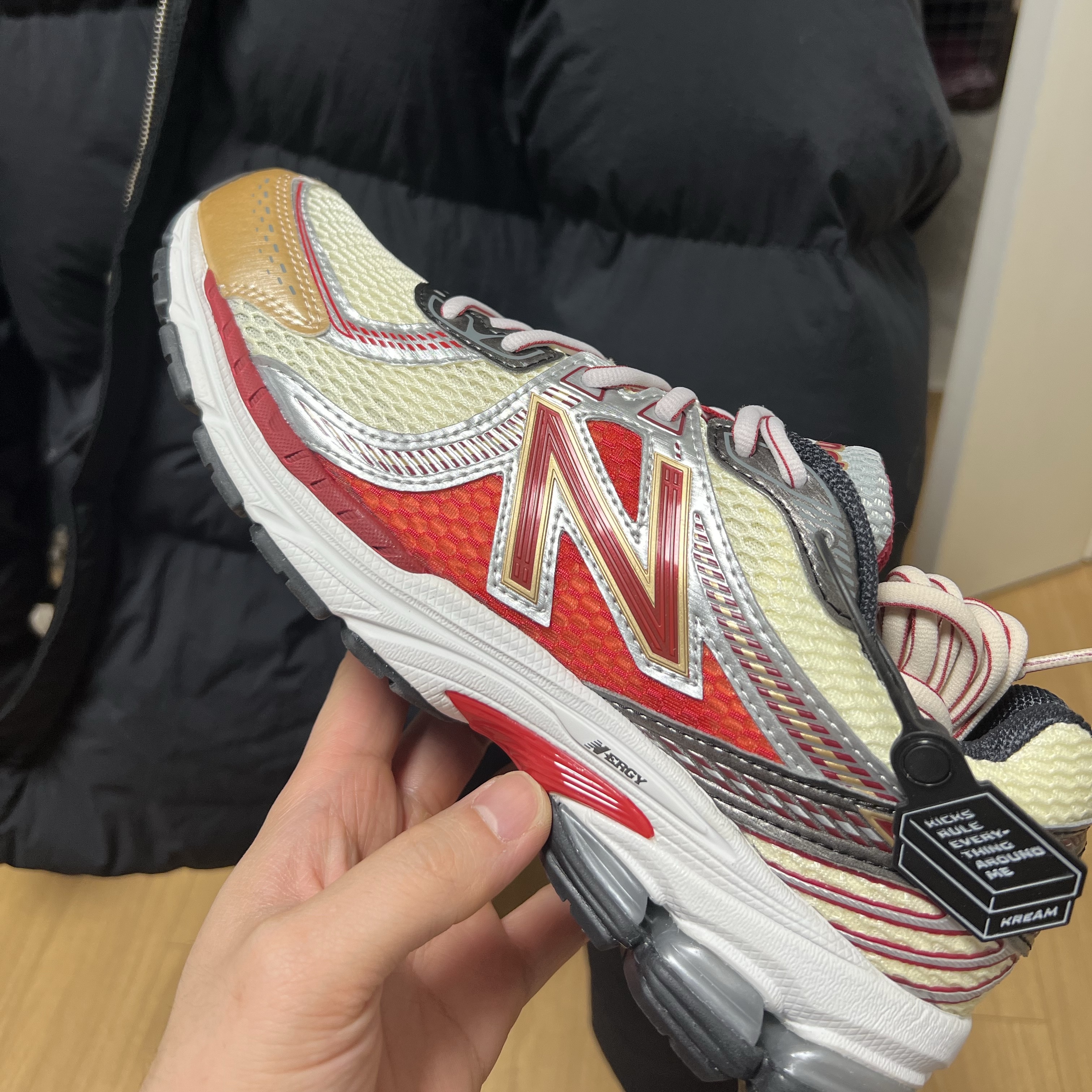 New Balance x Aime Leon Dore 860v2 Red 착용 스타일