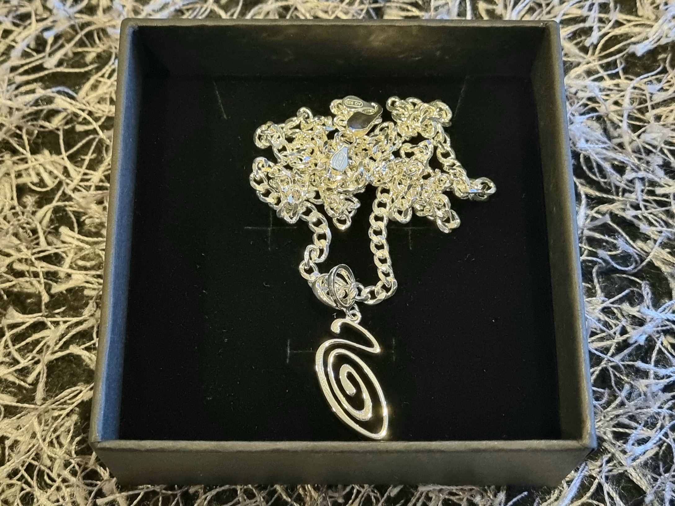 Stussy Swirly S Chain Sterling Silver 착용 스타일 - 4