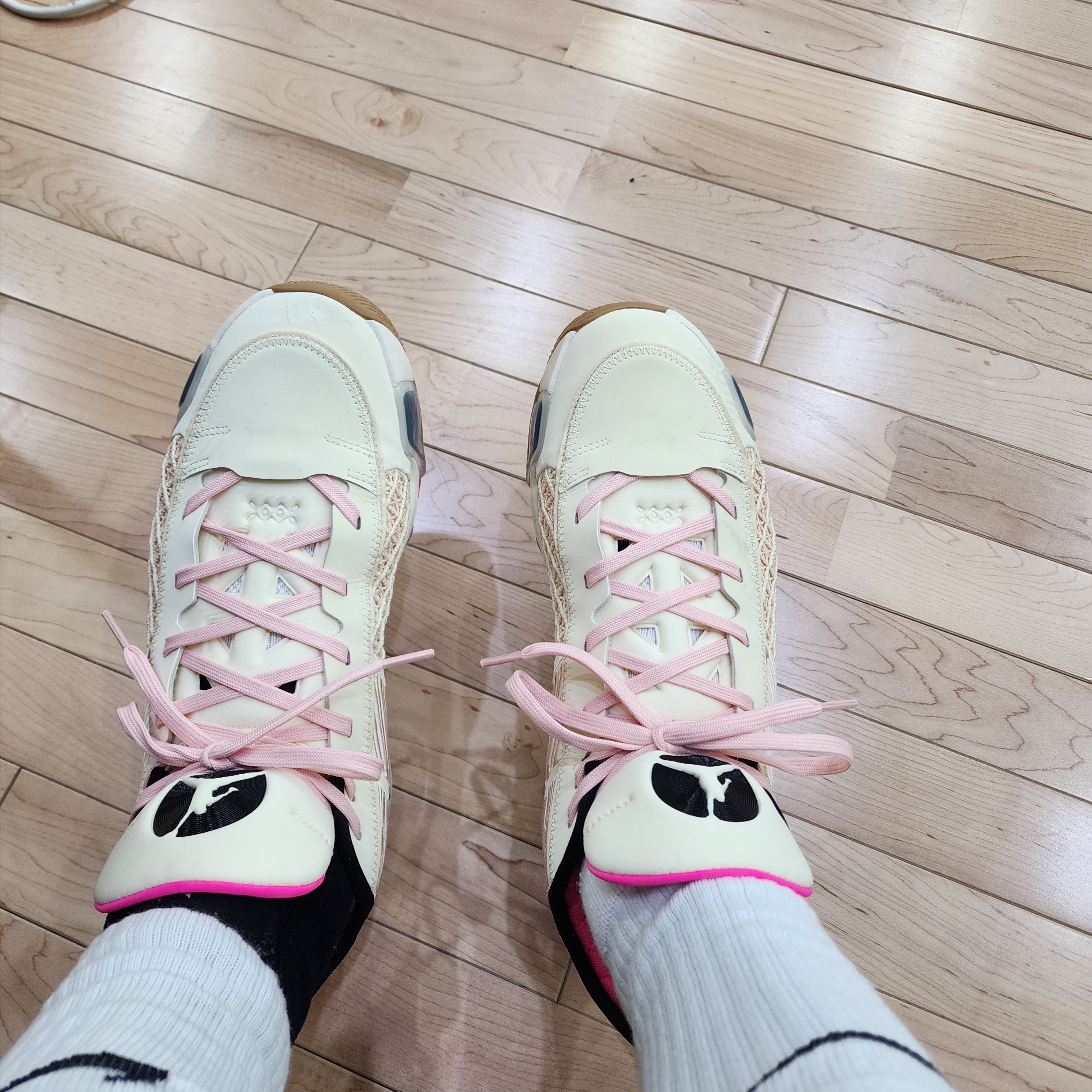 Jordan XXXVIII Low PF Coconut Milk Atmosphere 착용 스타일 - 3
