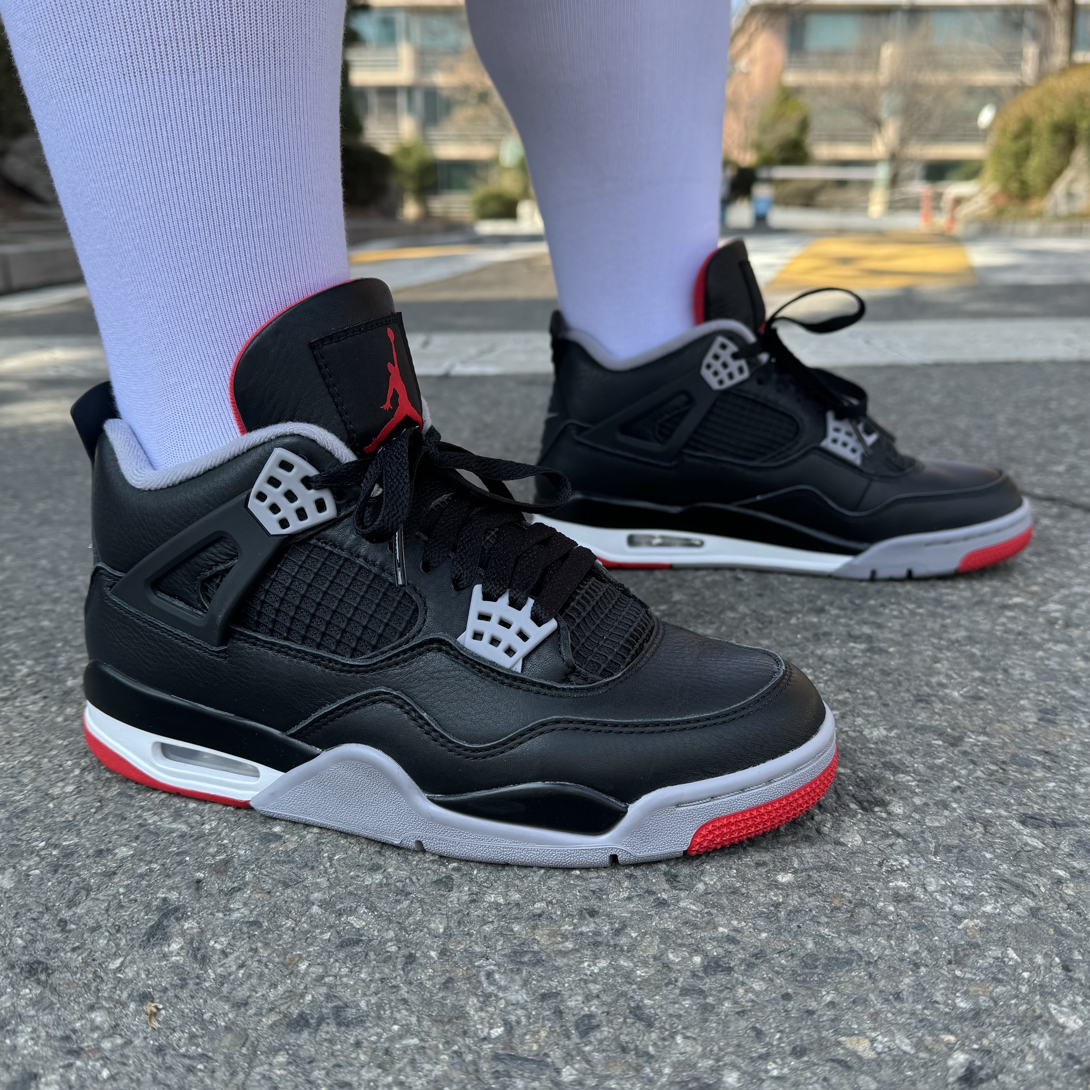 Jordan 4 Retro Bred Reimagined 착용 스타일