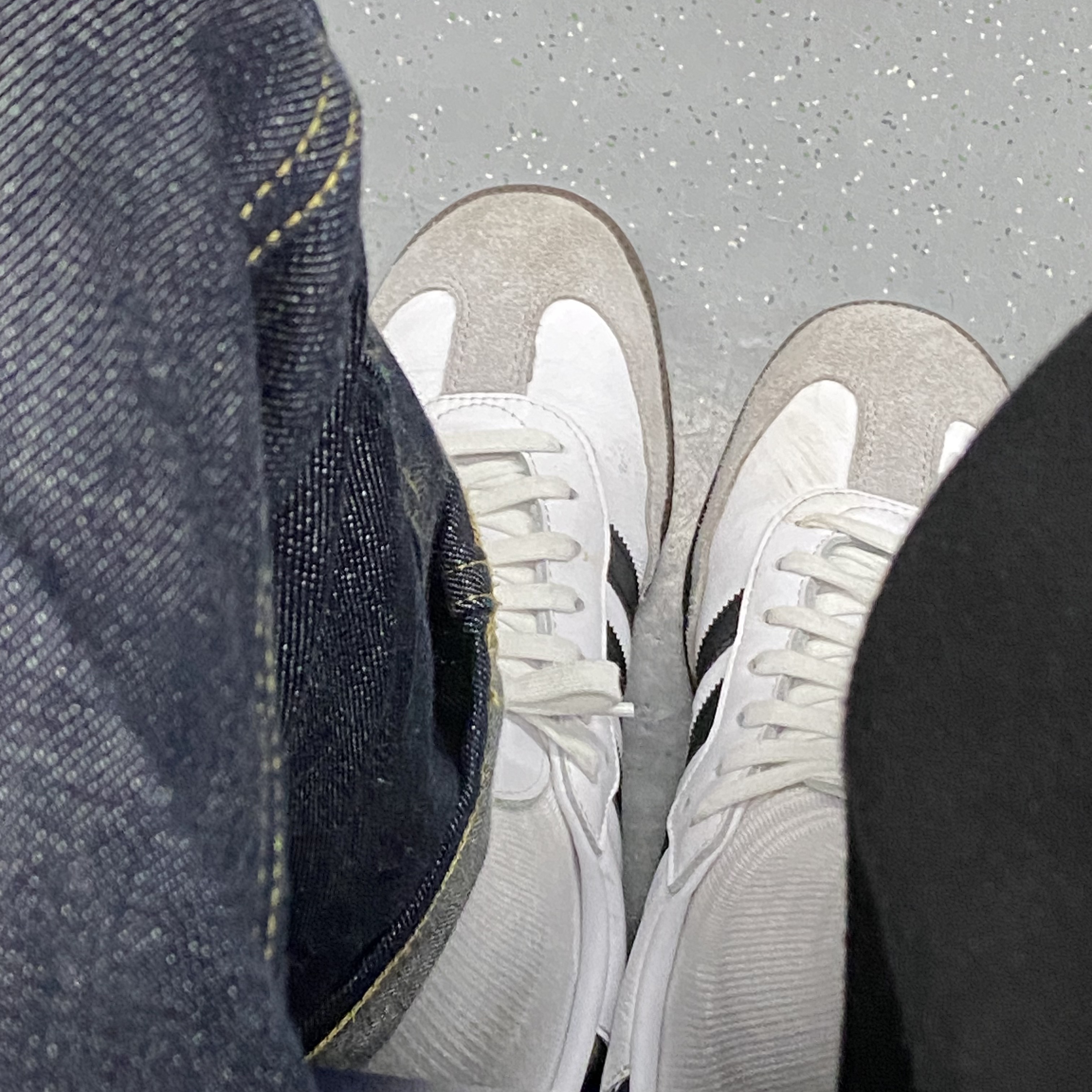Adidas Samba OG Cloud White 착용 스타일