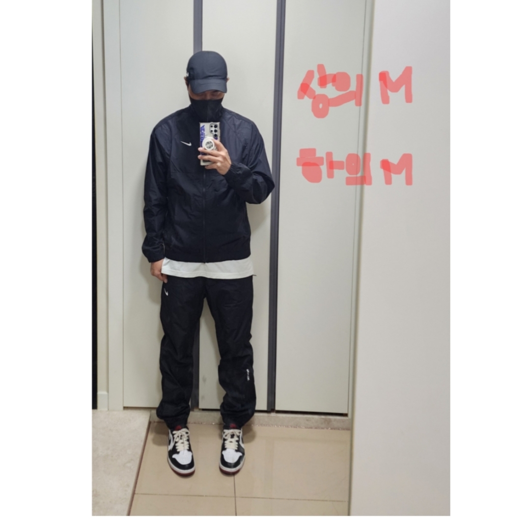 Nike x Drake Nocta Nylon Track Jacket Black (FN7666-010), Nike x Drake Nocta Club Cap Black 착용 스타일 - 1