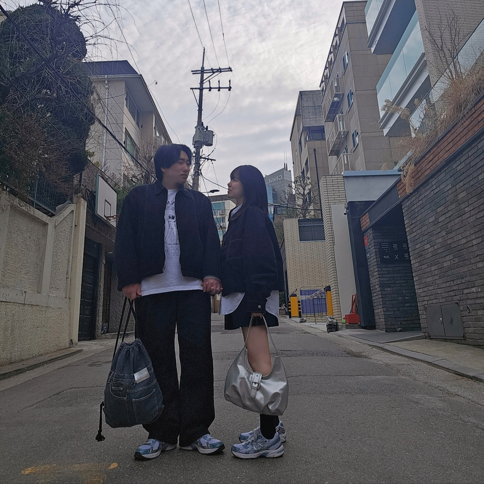 Asics Gel-1130 White Shark Skin 착용 스타일 - 1