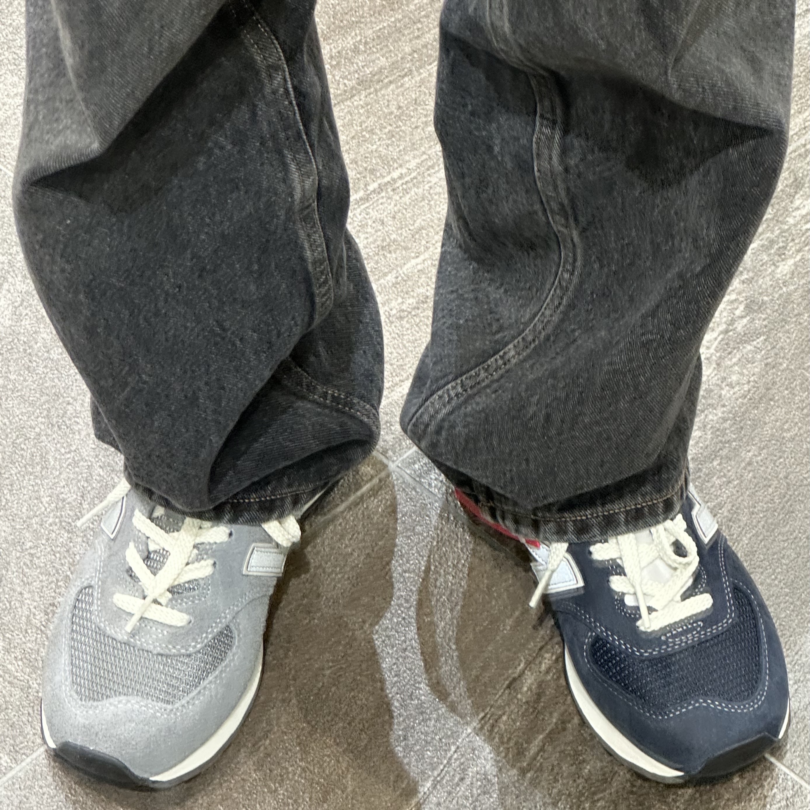 New Balance x Pottery 574 Premium Hard Navy, New Balance x Pottery 574 Premium Soft Grey 착용 스타일