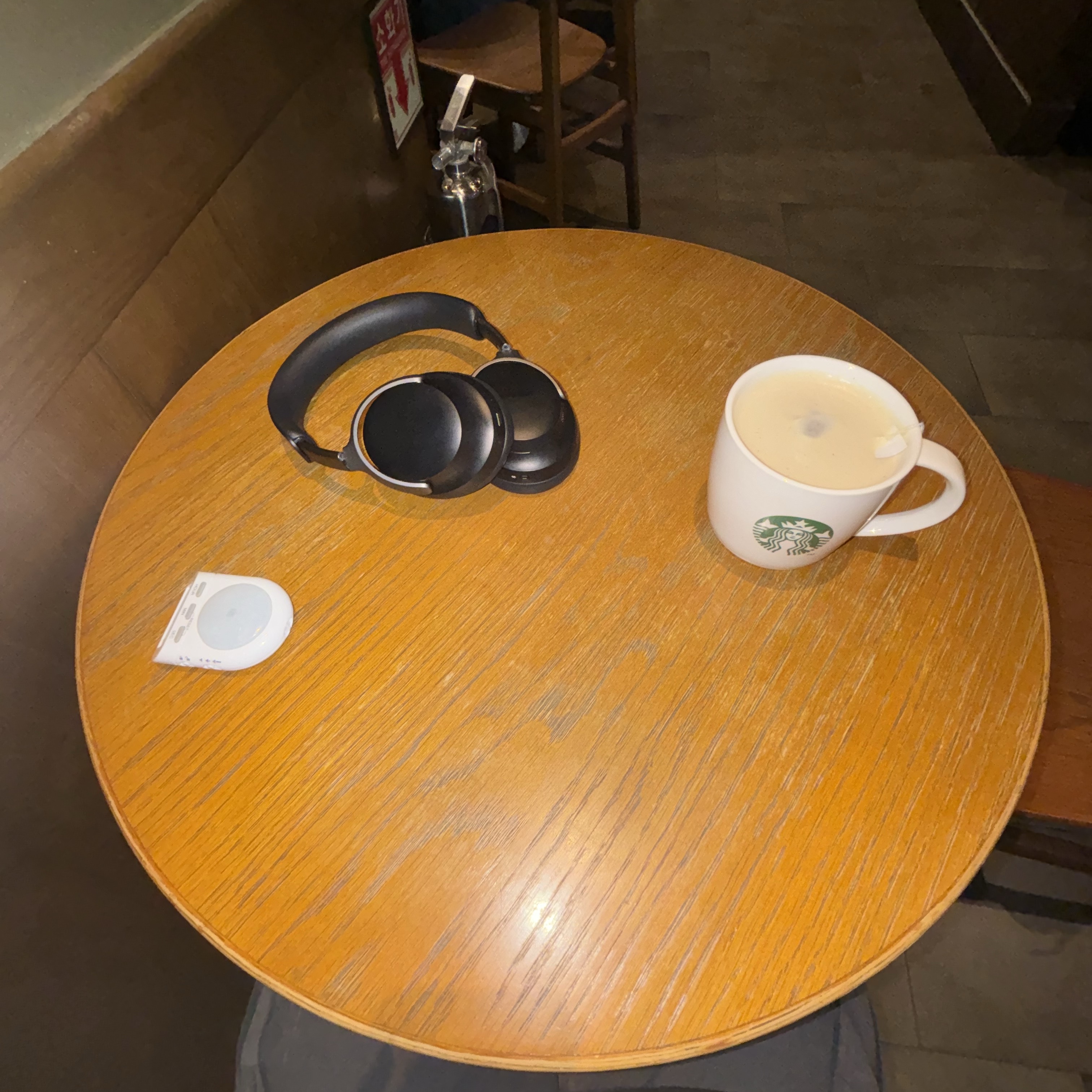 BOSE QC Ultra Black (Korean Ver.) 착용 스타일