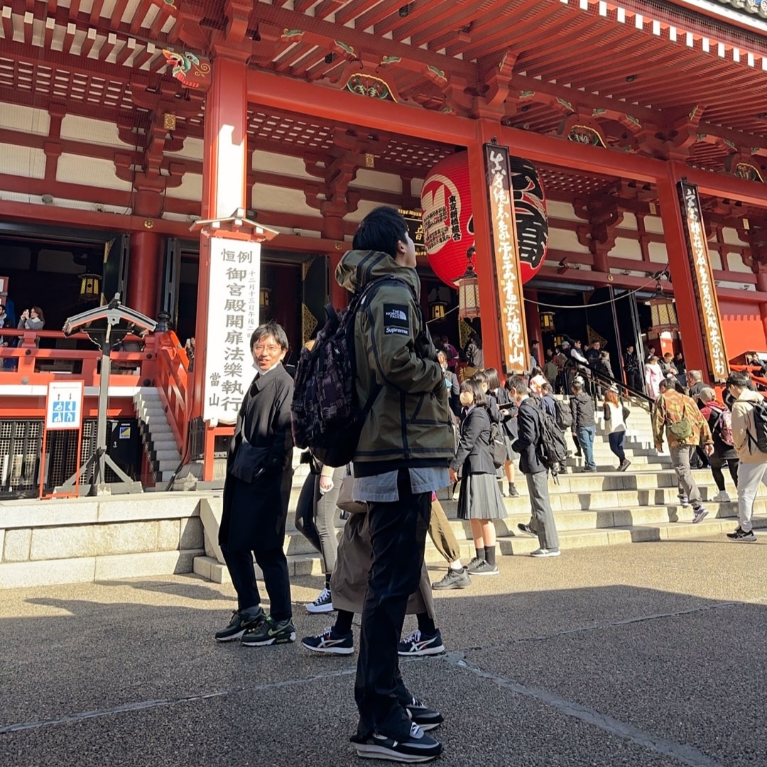 Supreme x The North Face Summit Series Outer Tape Seam Jacket Olive - 21SS, Nike x Sacai LDWaffle Black 착용 스타일