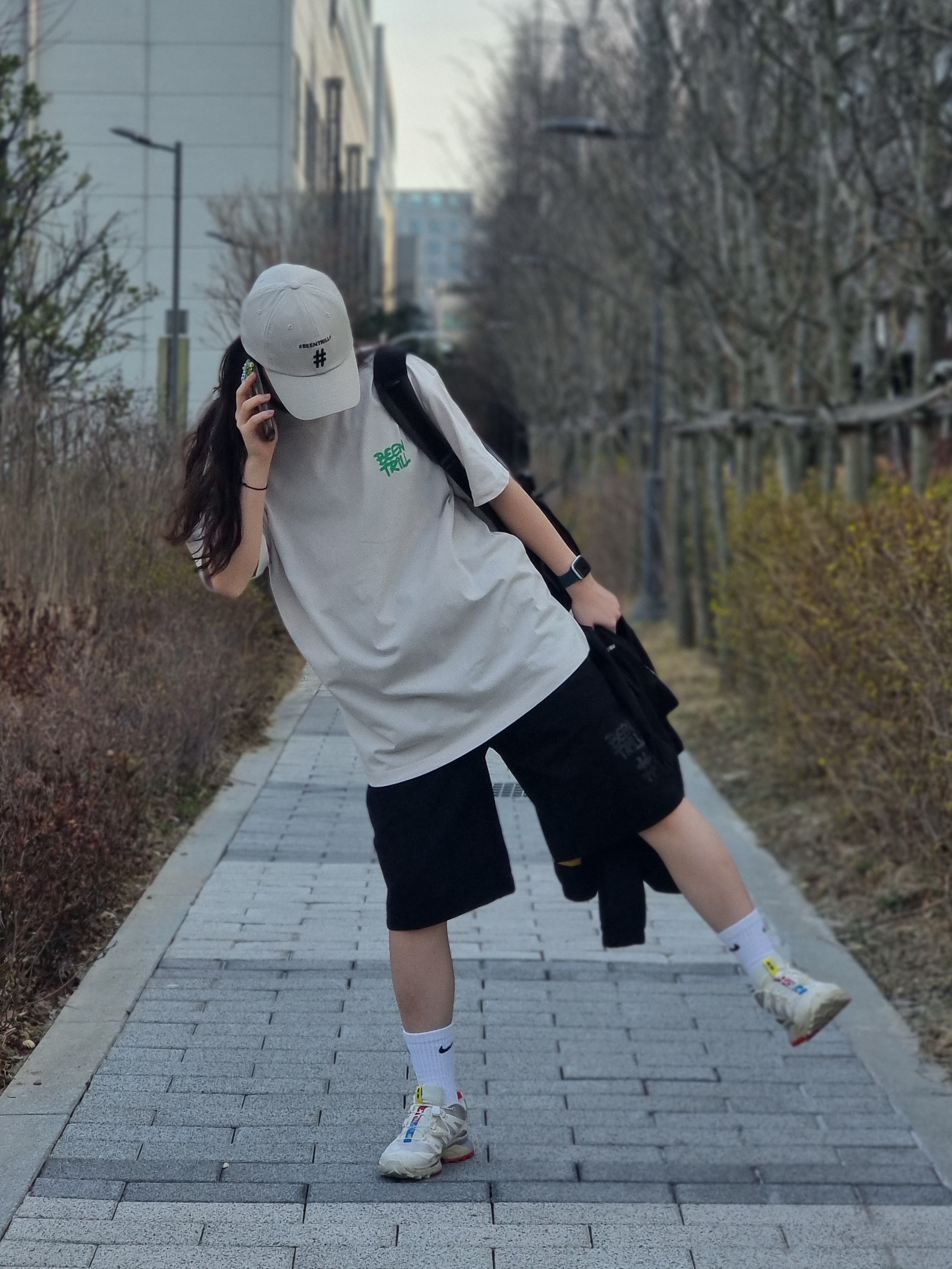 Salomon XT-4 Vanilla Ice 착용 스타일 - 1