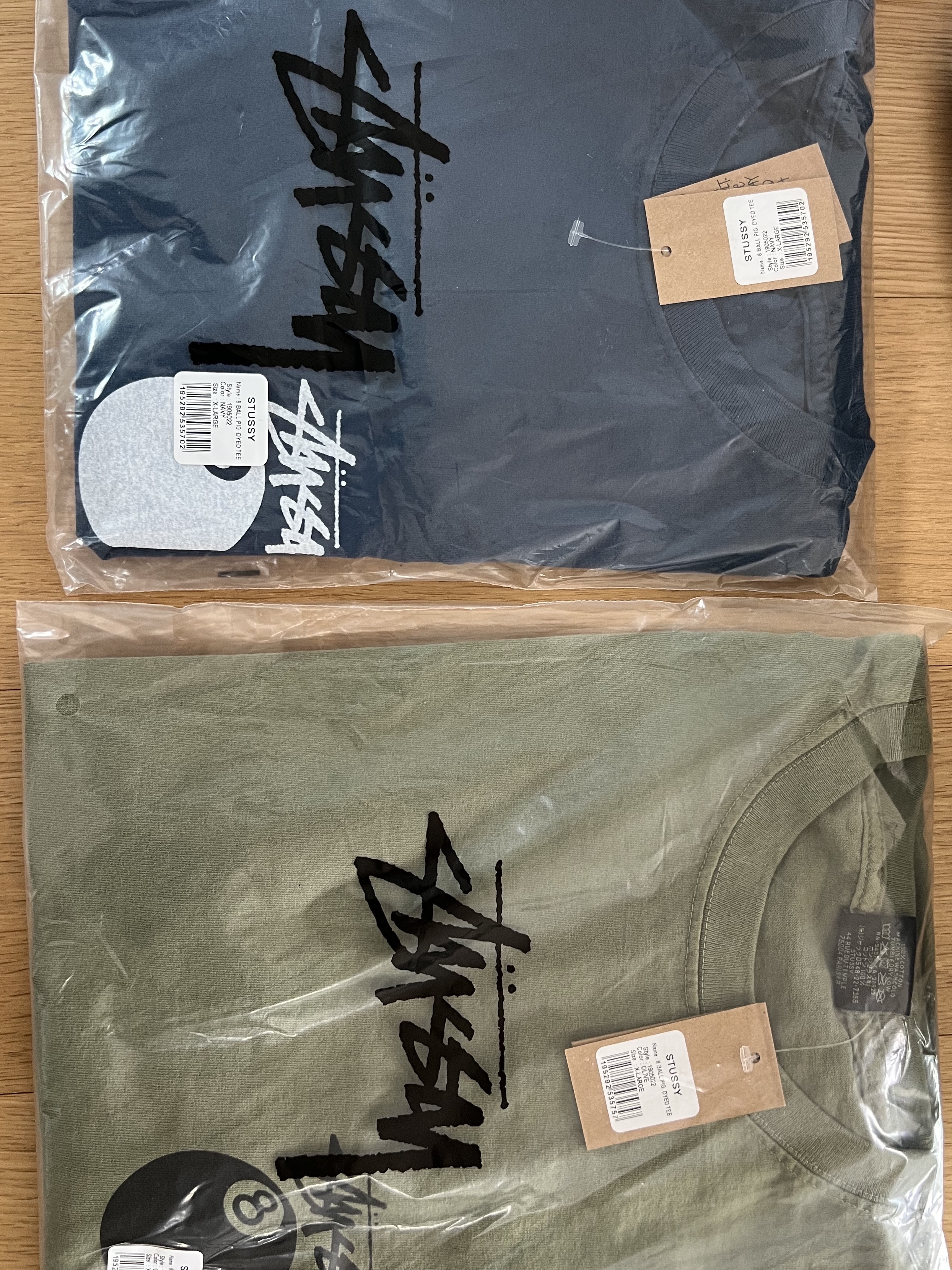 Stussy 8 Ball Pigment Dyed T-Shirt Olive, Stussy 8 Ball Pigment Dyed T-Shirt Navy 착용 스타일