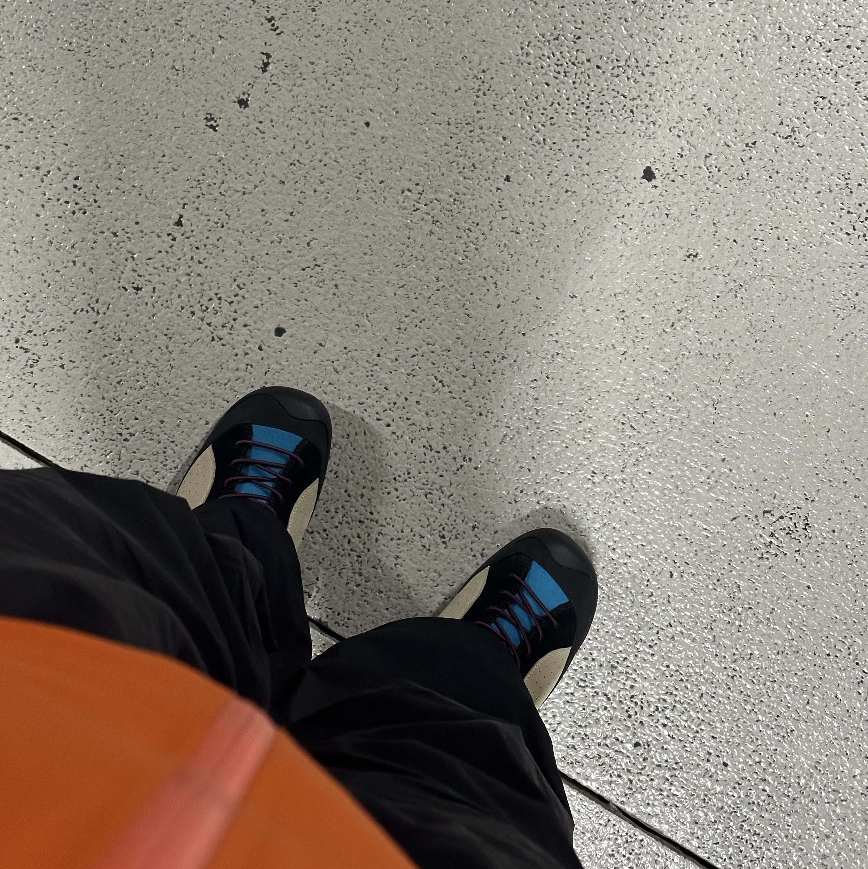 Arc'teryx Beta LT Jacket Phenom 착용 스타일