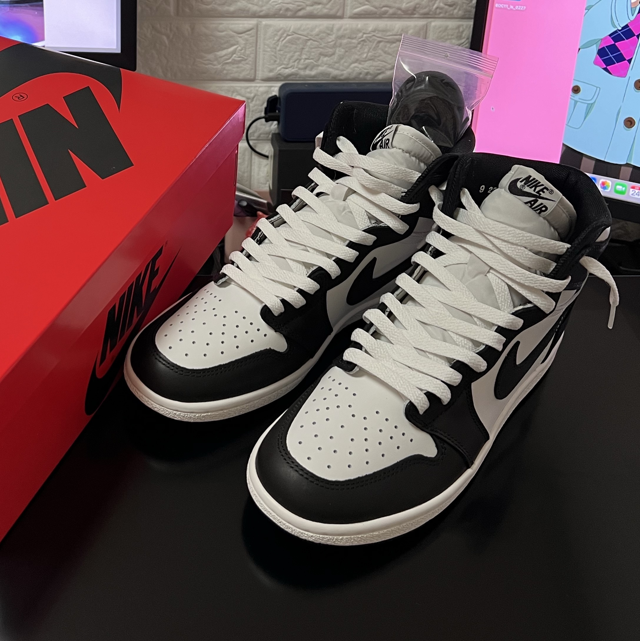 Jordan 1 High 85 Black White, Jordan 1 Retro High OG Chicago 2022 착용 스타일 - 4