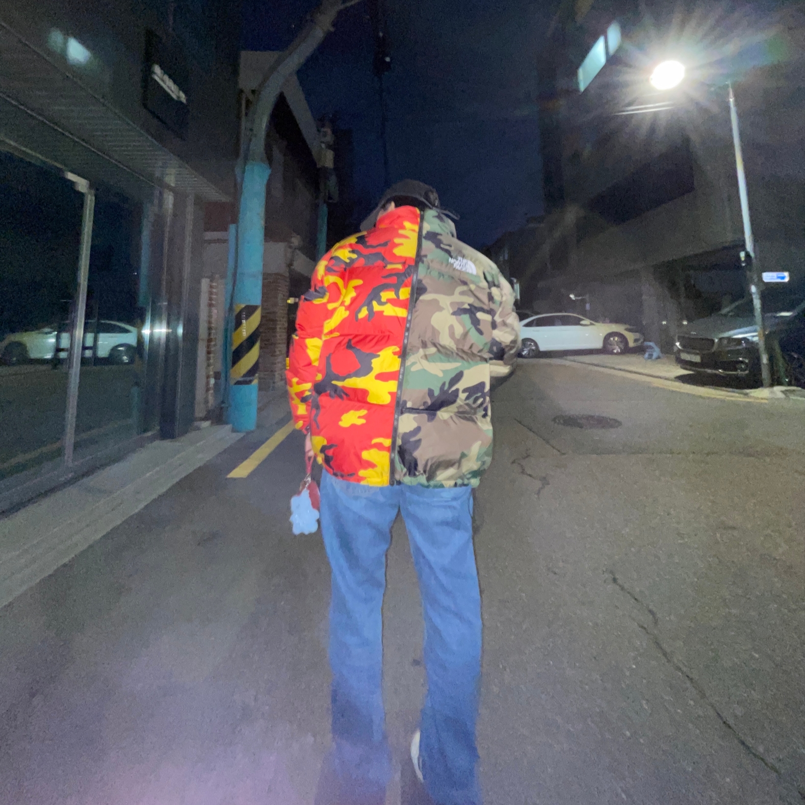 Supreme x The North Face Split Nuptse Jacket Camo - 24SS 착용 스타일 - 4