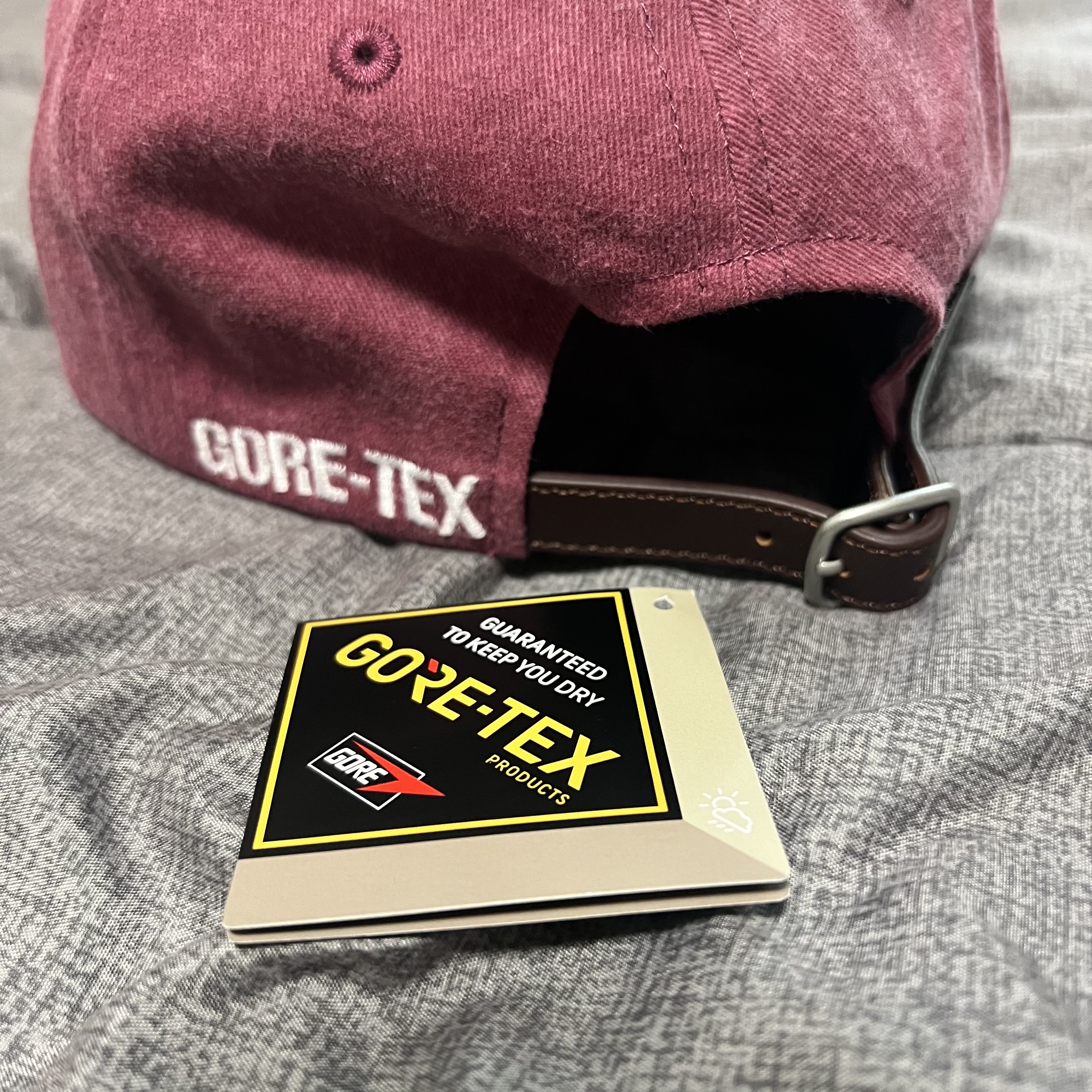 Palace Pigment Dye Gore-Tex Pal Hat Wine - 24SS 착용 스타일 - 2