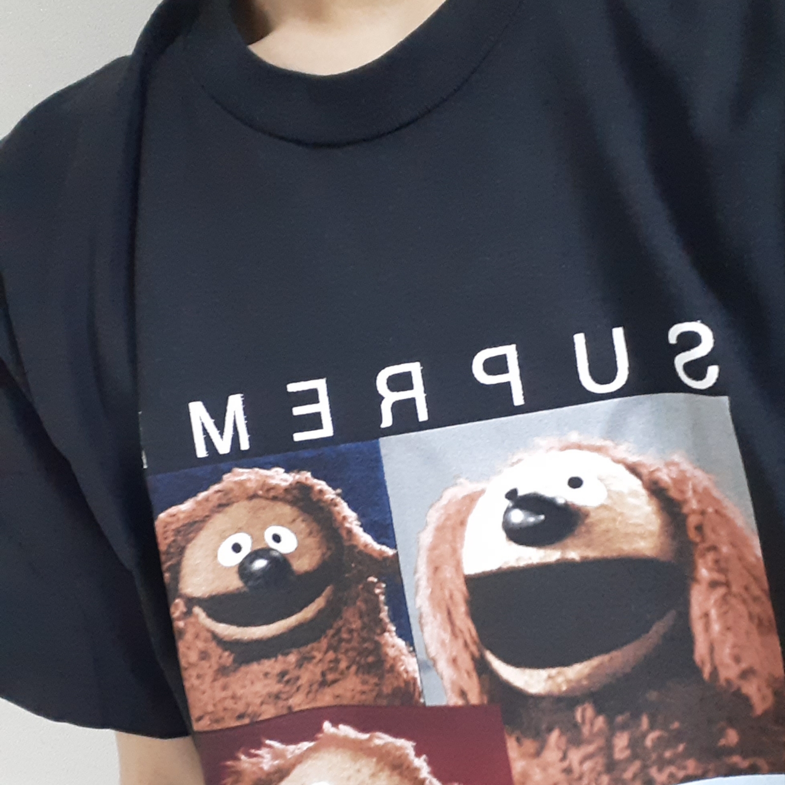 Supreme Rowlf T-Shirt Black - 24SS 착용 스타일 - 1