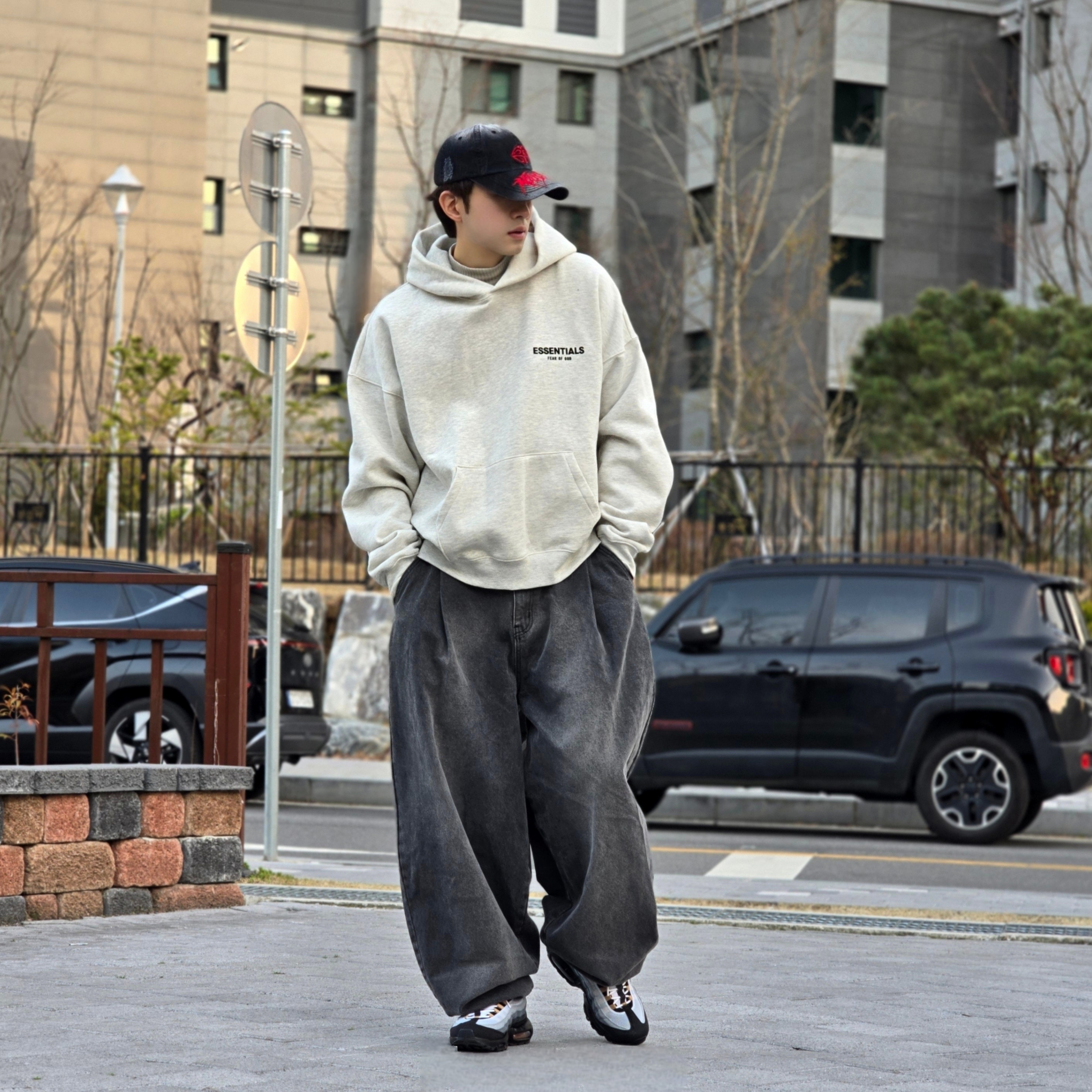 Essentials The Core Collection Hoodie Light Oatmeal, Nike Air Max 95 Wolf Grey Yellow Strike 착용 스타일 - 2