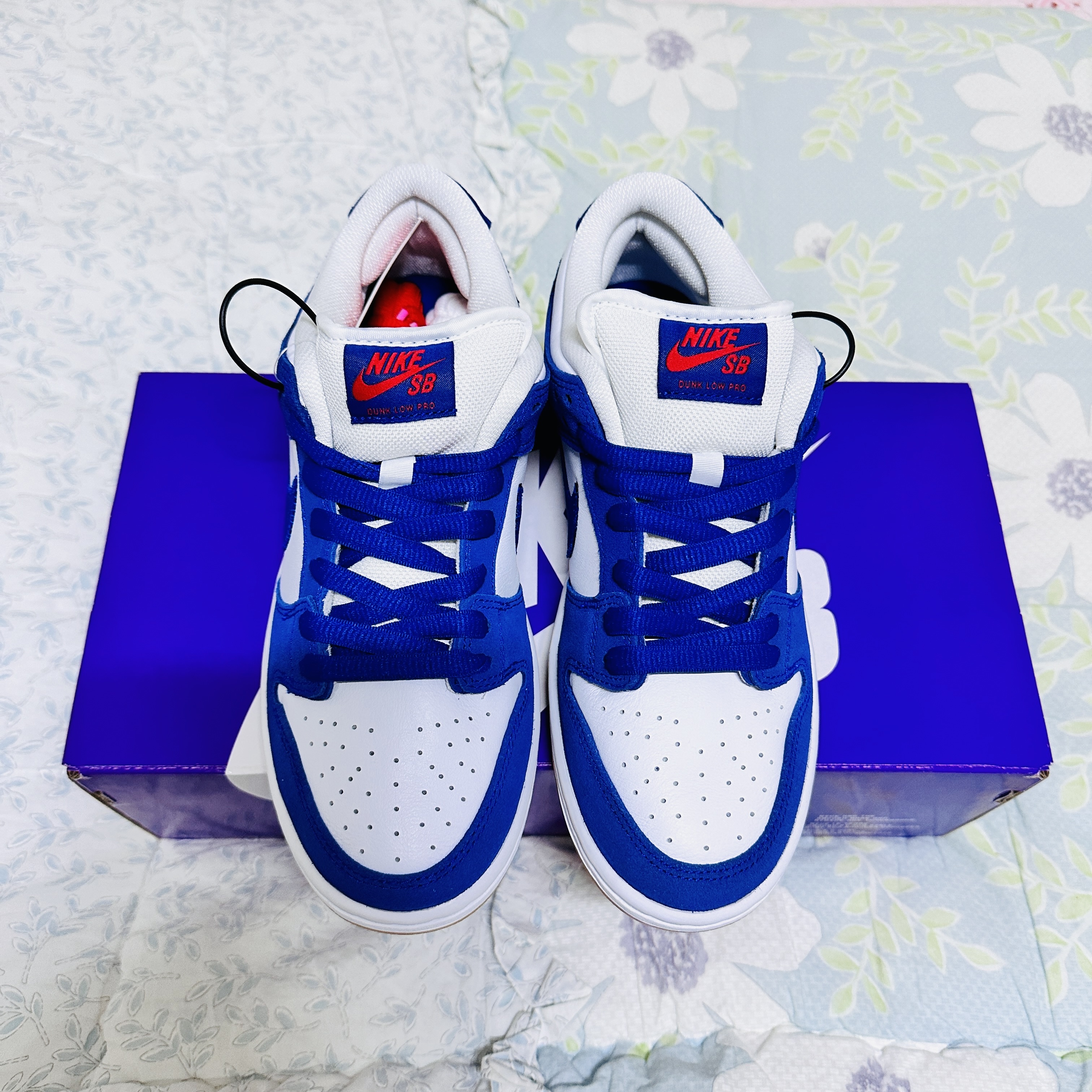 Nike SB Dunk Low Pro Premium Deep Royal Blue 착용 스타일 - 1