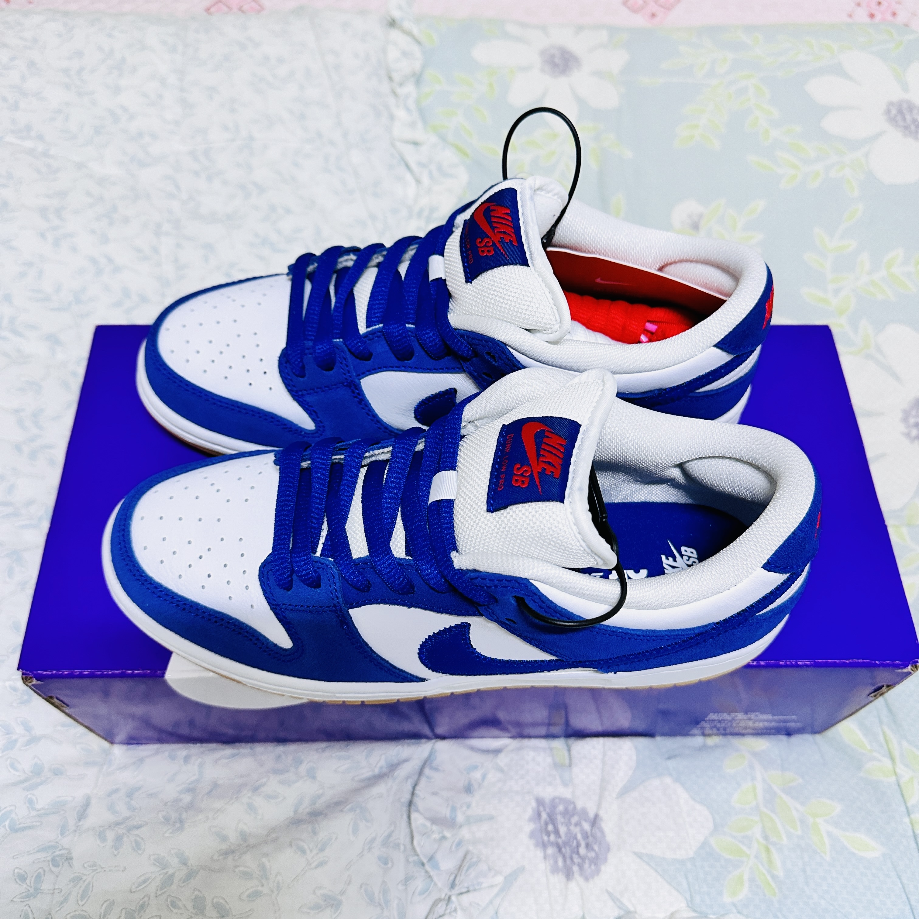 Nike SB Dunk Low Pro Premium Deep Royal Blue 착용 스타일 - 2