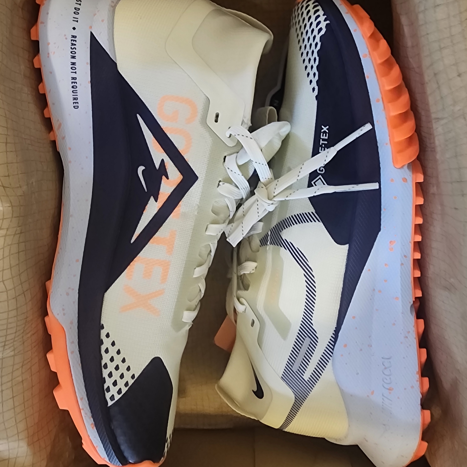 Nike React Pegasus Trail 4 Gore-Tex Sea Glass Purple Ink 착용 스타일 - 1