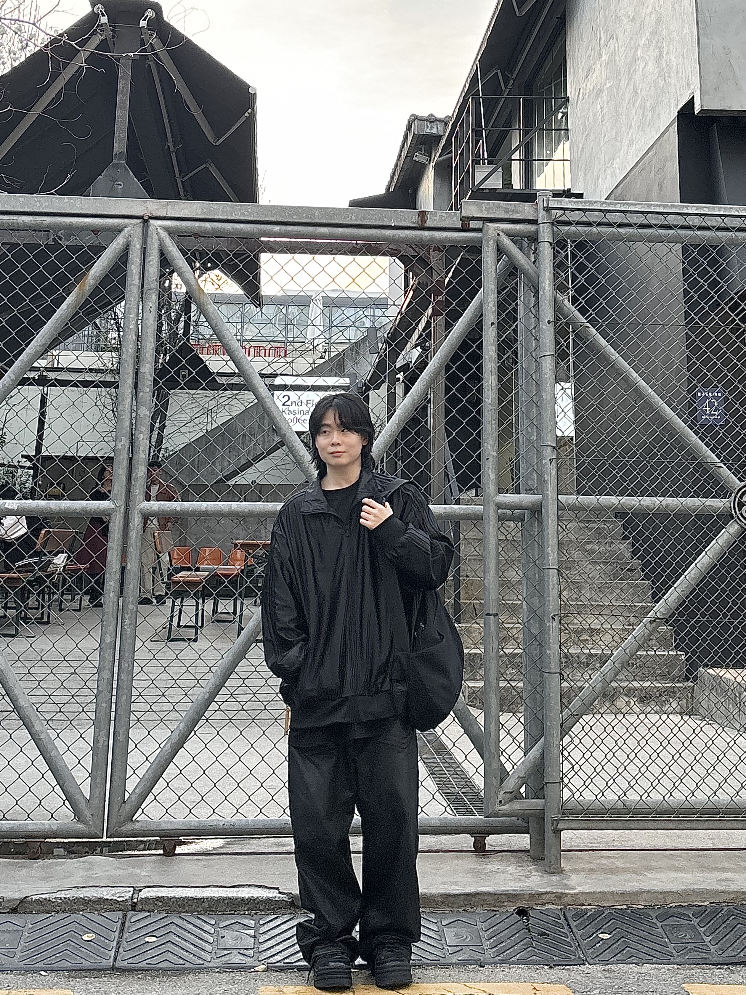 Project G/R Coated Backward Denim Pants Black, Adidas Oversized Firebird Track Top Black - US Sizing 착용 스타일 - 2