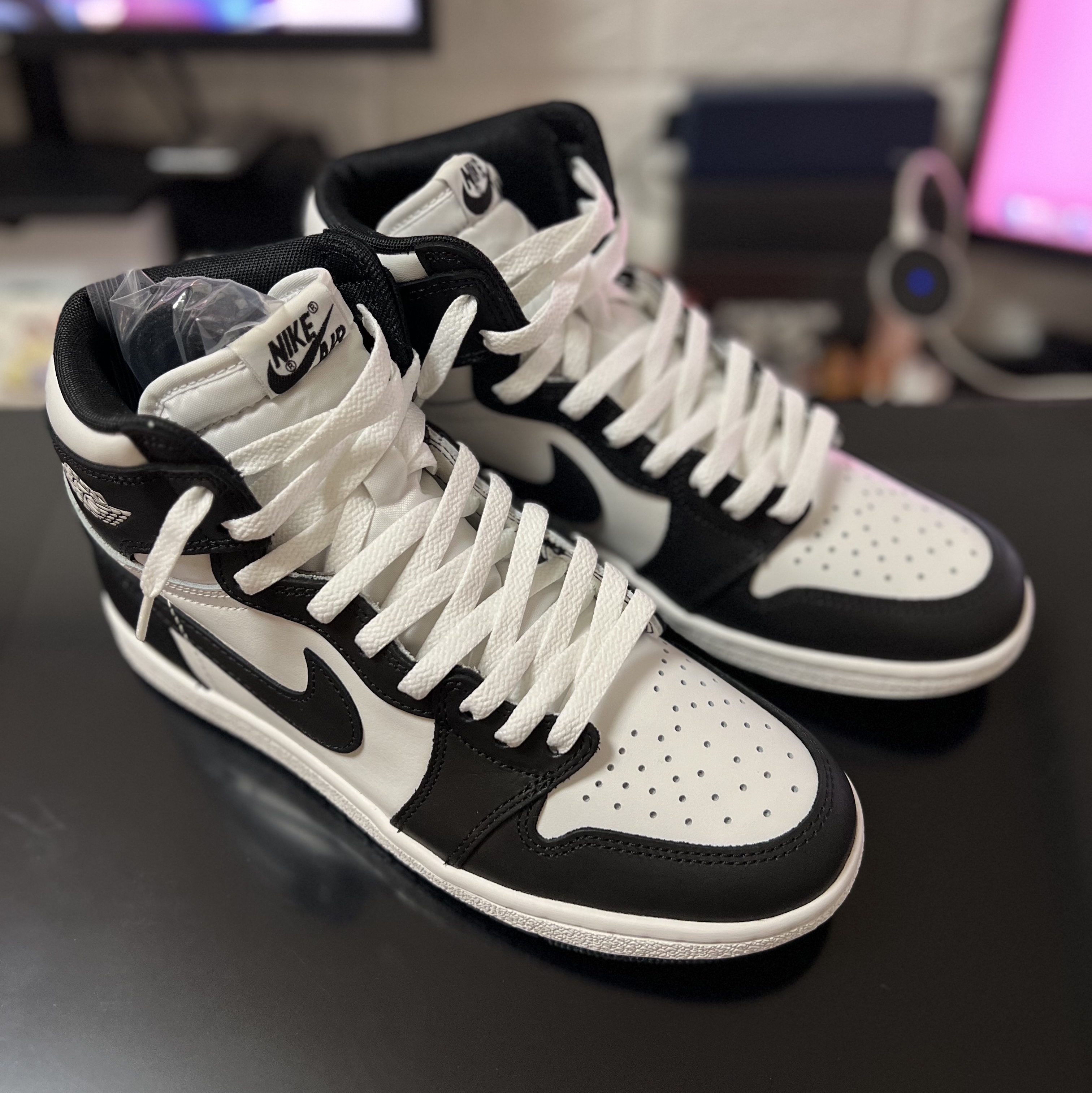 Jordan 1 High 85 Black White, Jordan 1 Retro High OG Chicago 2022 착용 스타일 - 2