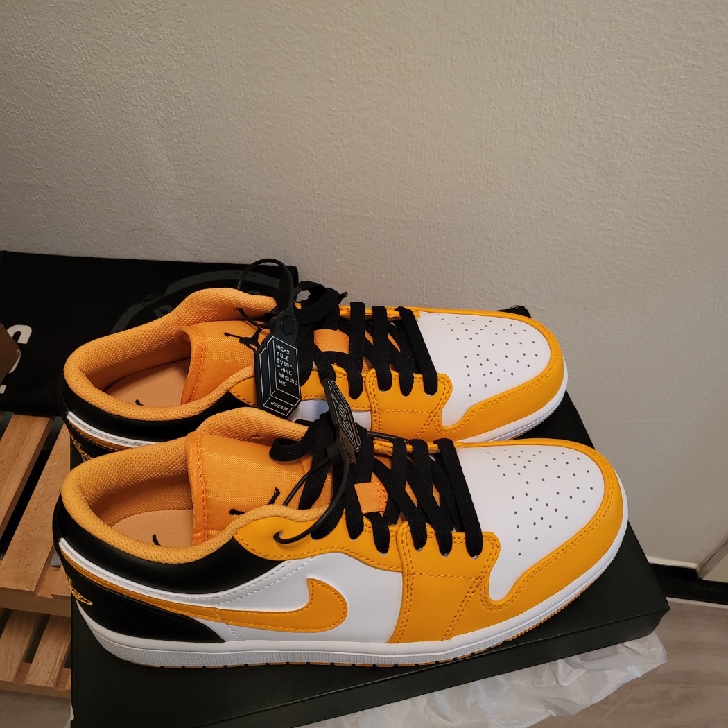 Jordan 1 Low Taxi 착용 스타일