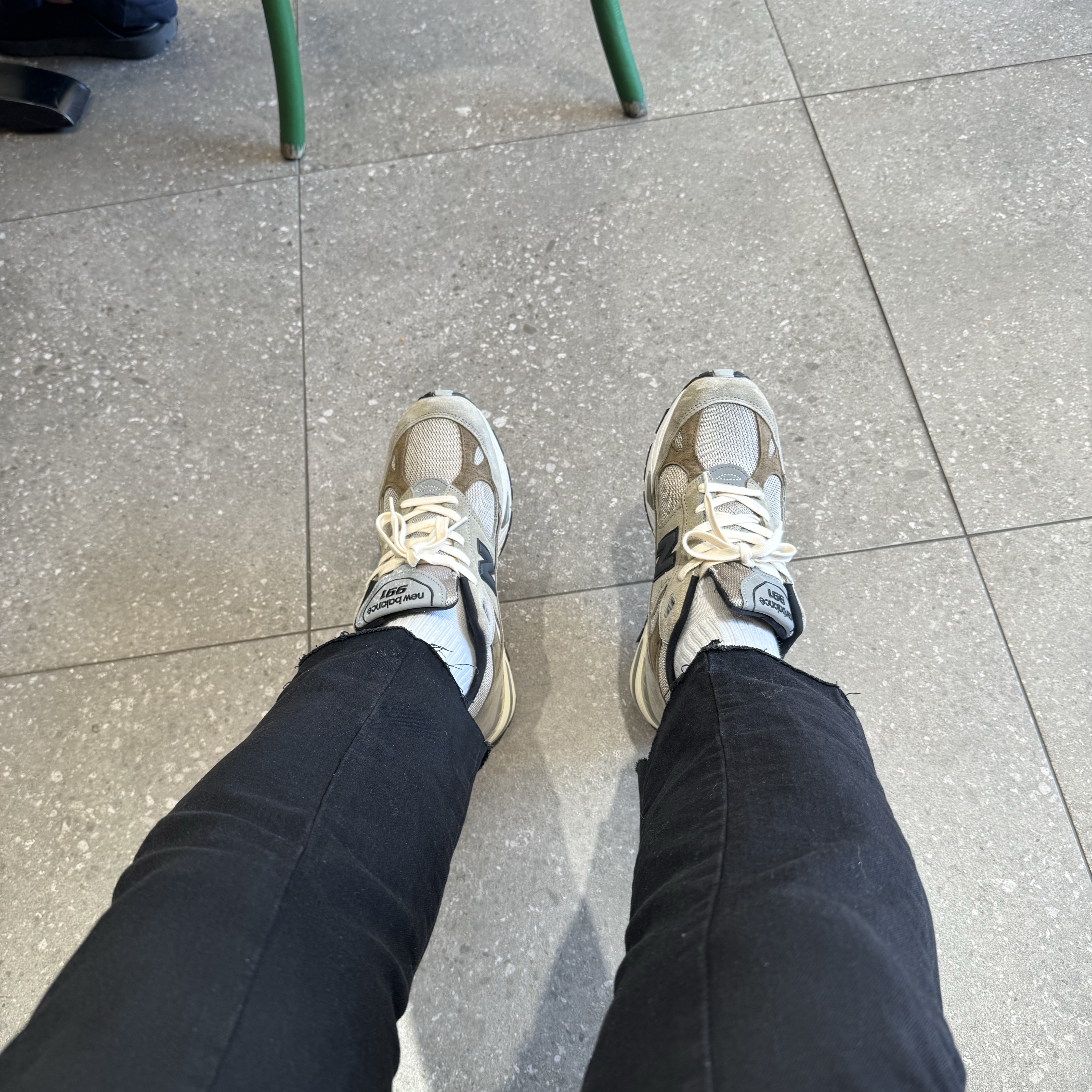 New Balance x JJJJound 991 Made in UK Grey 착용 스타일 - 2