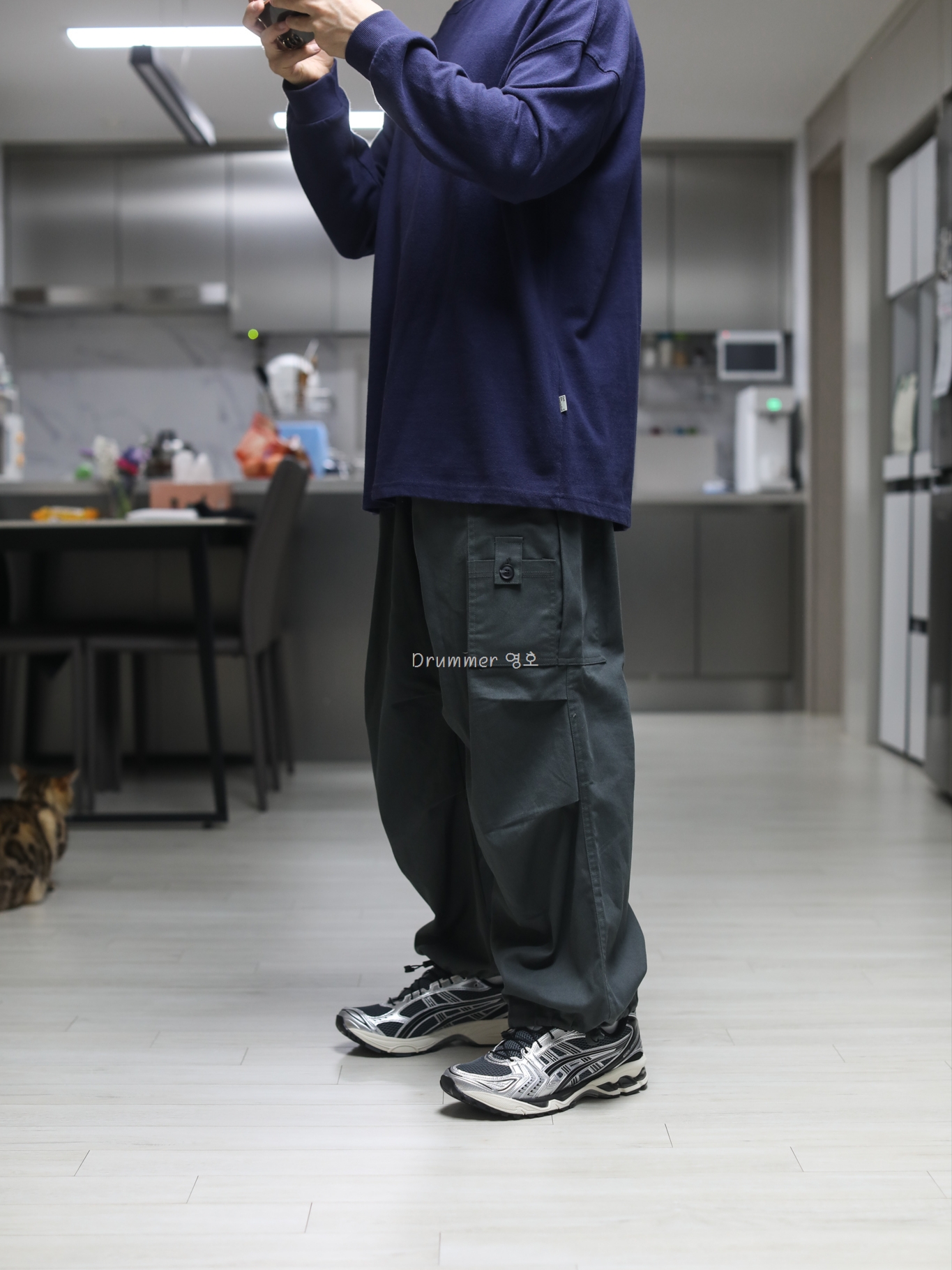 Asics Unlimited Gel-Kayano 14 Carrier Grey Black 착용 스타일