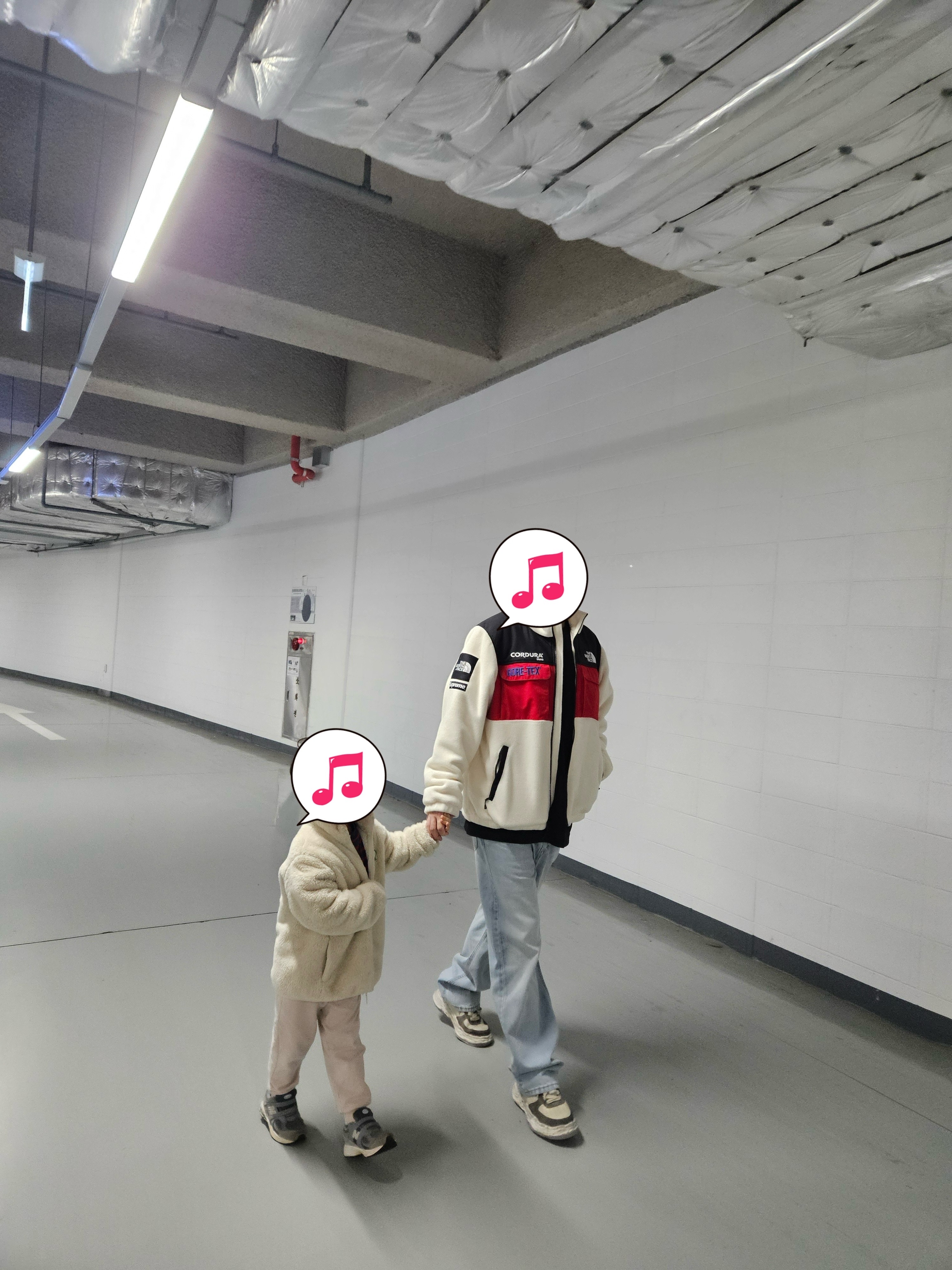 Supreme x The North Face Expedition Fleece Jacket White - 18FW, Maison Mihara Yasuhiro Wayne OG Sole Distressed Leather Low-top Sneaker White 착용 스타일