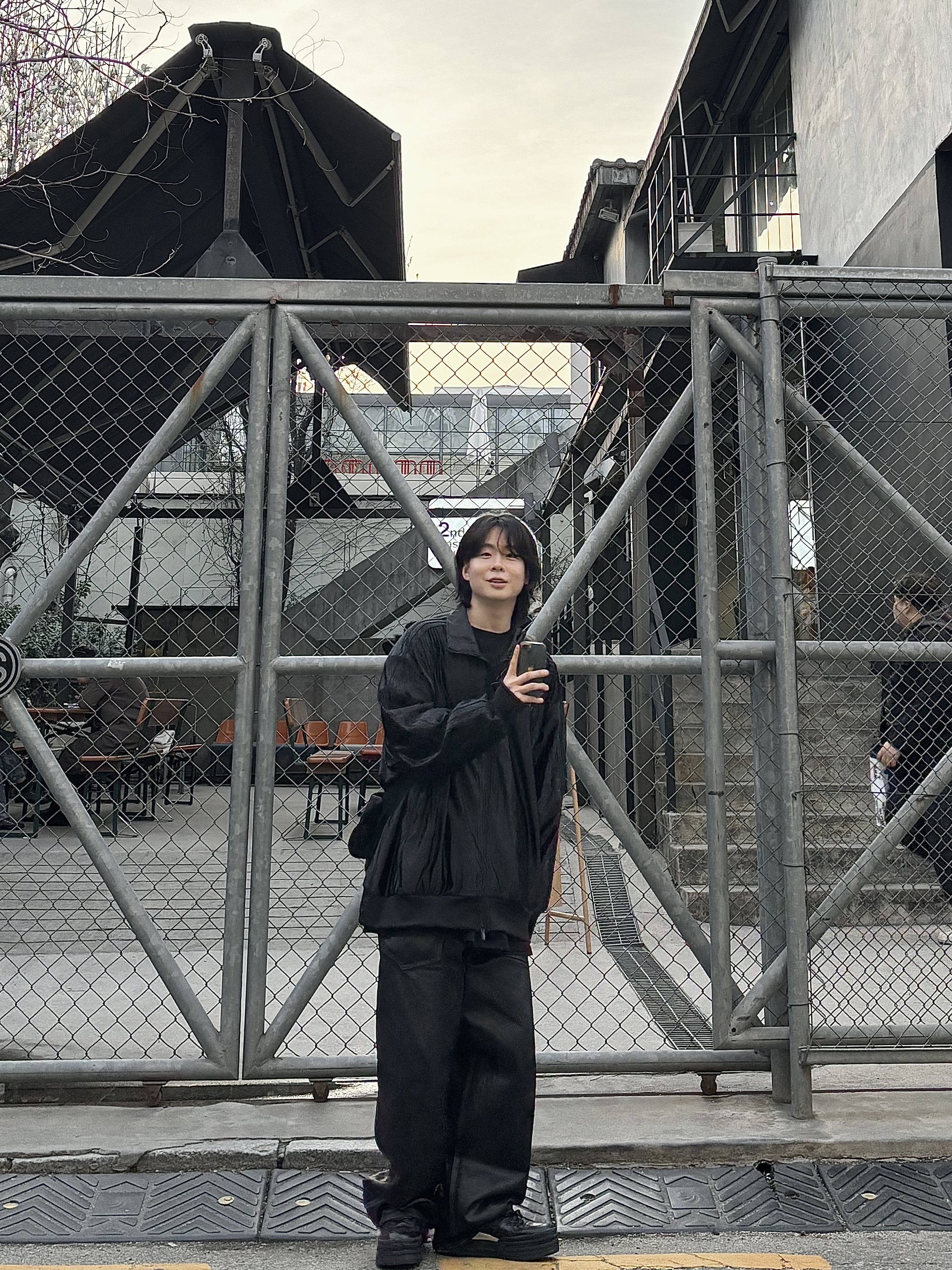 Project G/R Coated Backward Denim Pants Black, Adidas Oversized Firebird Track Top Black - US Sizing 착용 스타일 - 1