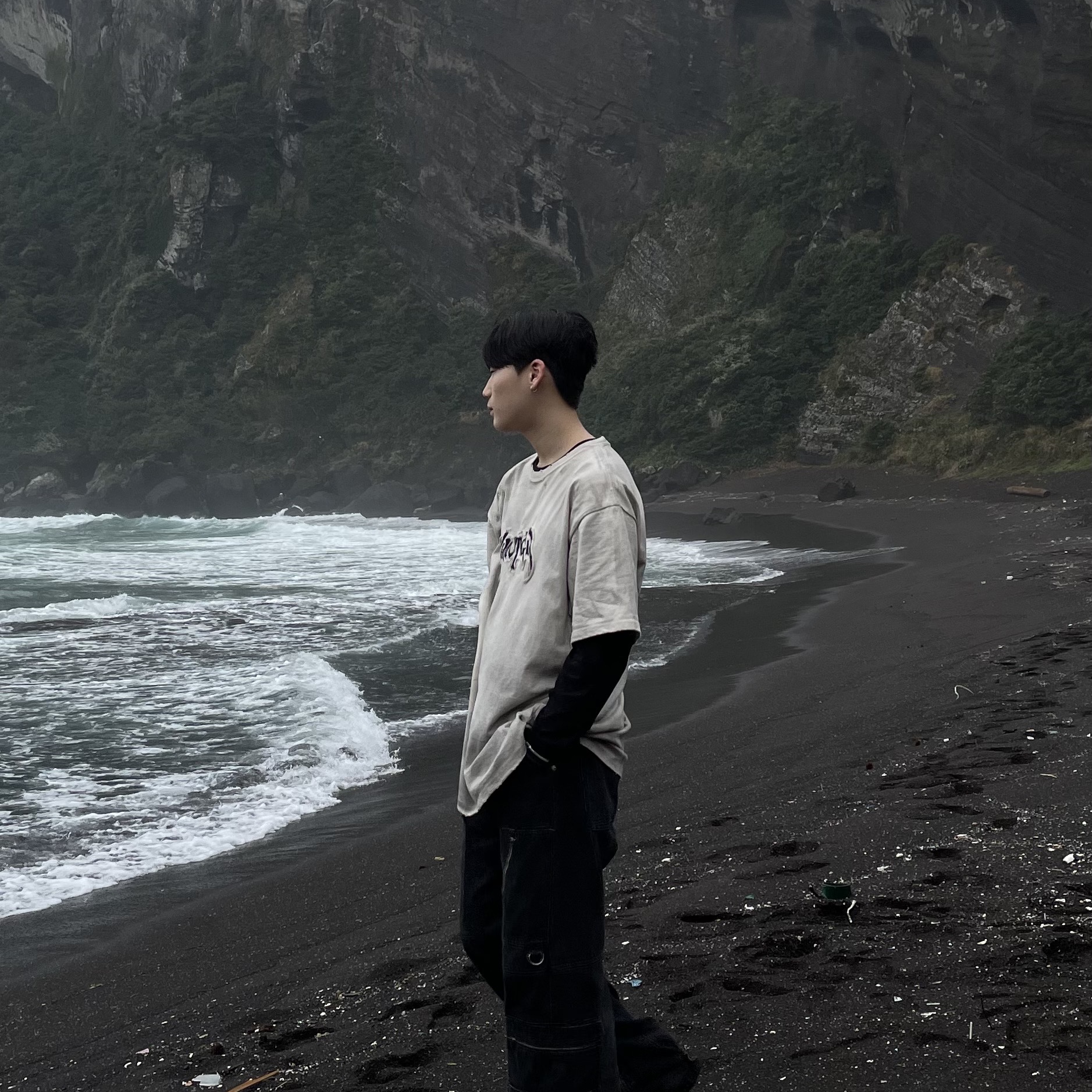 Project G/R Furious Logo Applique T-Shirt Grey - 10 Corso Como Exclusive, Project G/R Flight Denim Pants Black 착용 스타일 - 2