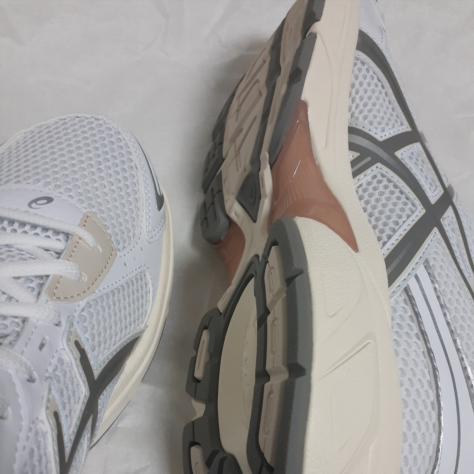 Asics Gel-1130 White Clay Grey 착용 스타일