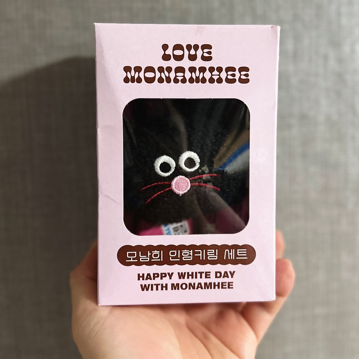 Monamhee Pouch Black 착용 스타일 - 1
