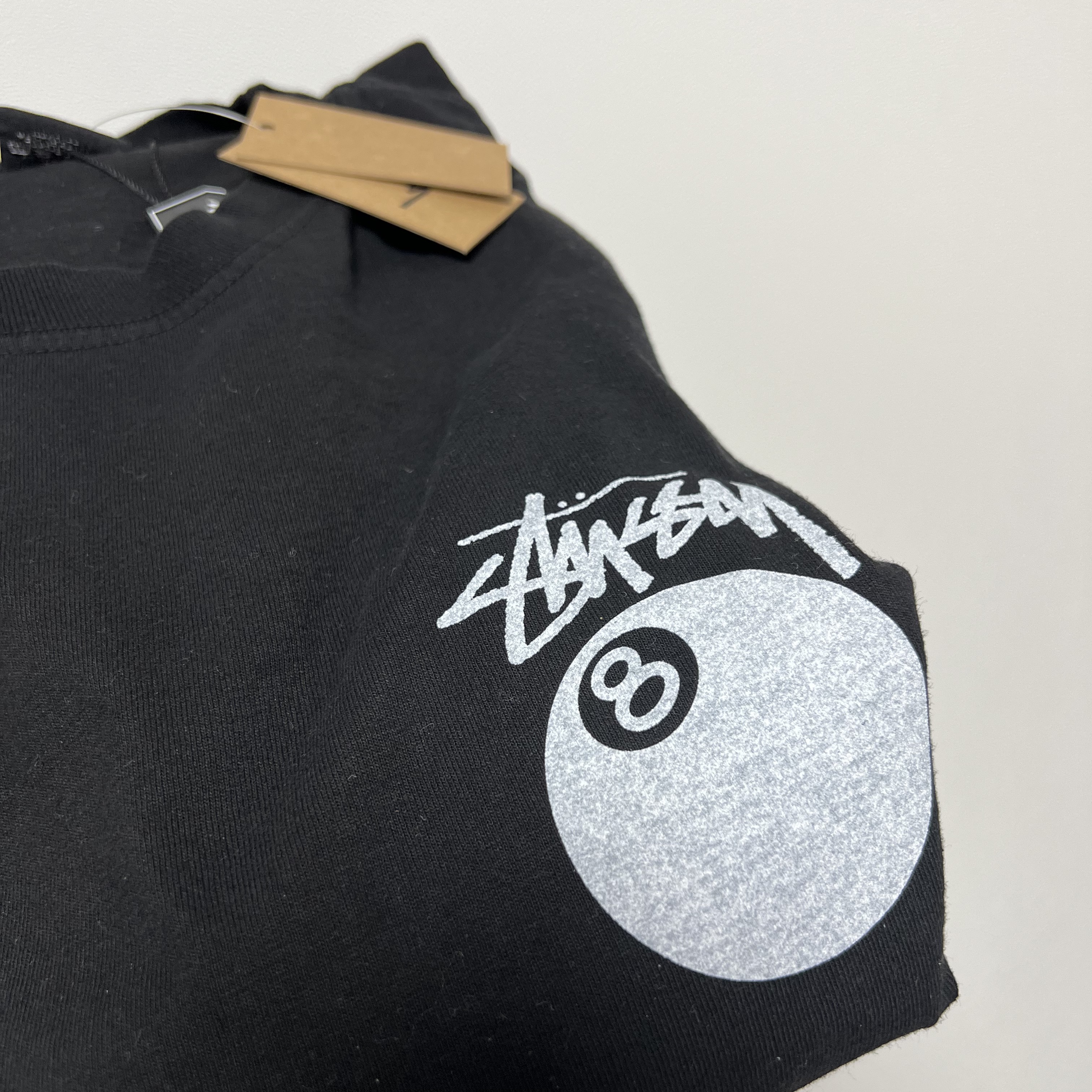 Stussy 8 Ball Pigment Dyed T-Shirt Black 착용 스타일