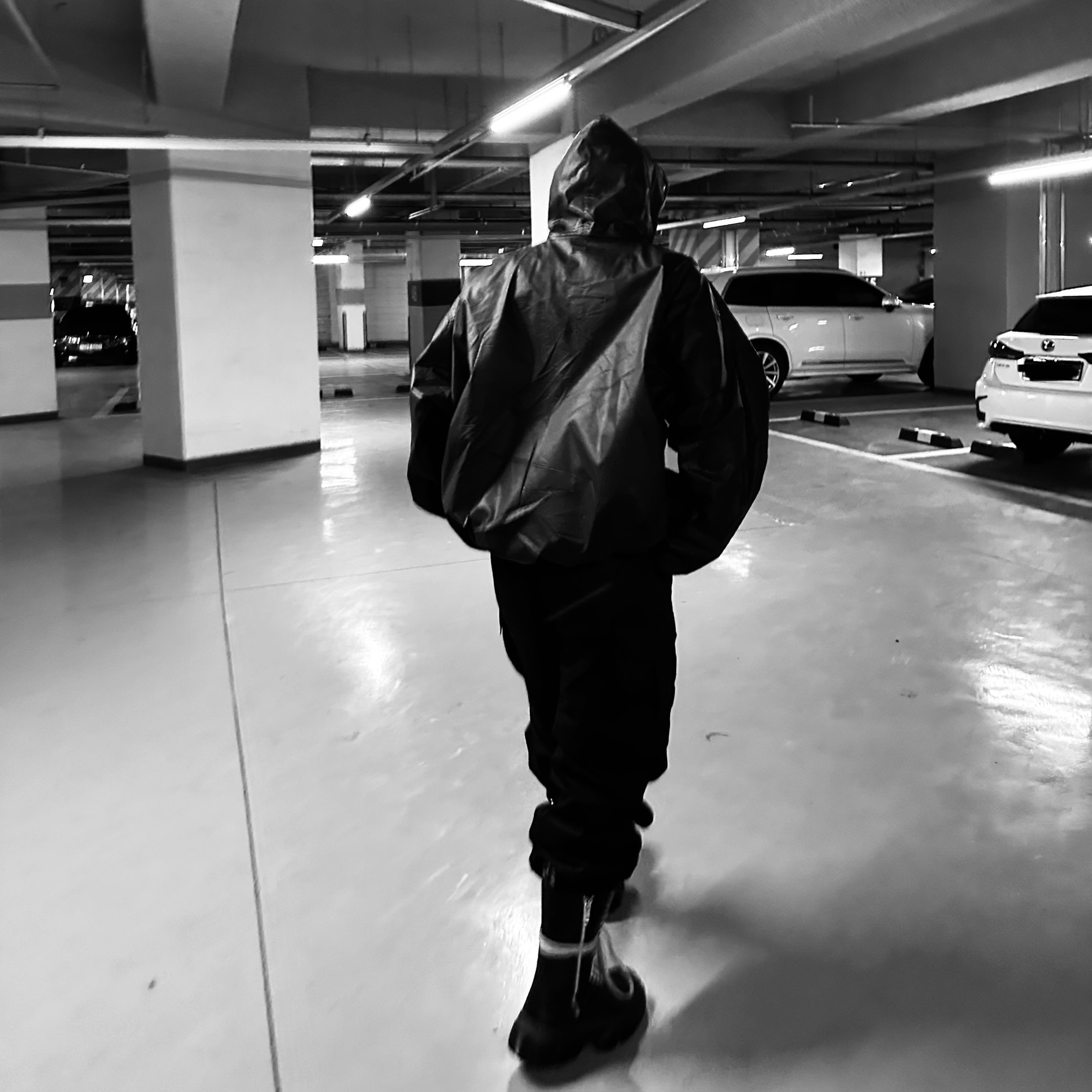 Awende Rordpanel Cargo Pants Black, Dr. Martens x Rick Owens 1918 DMXL Calf Length Boot Black 착용 스타일 - 1