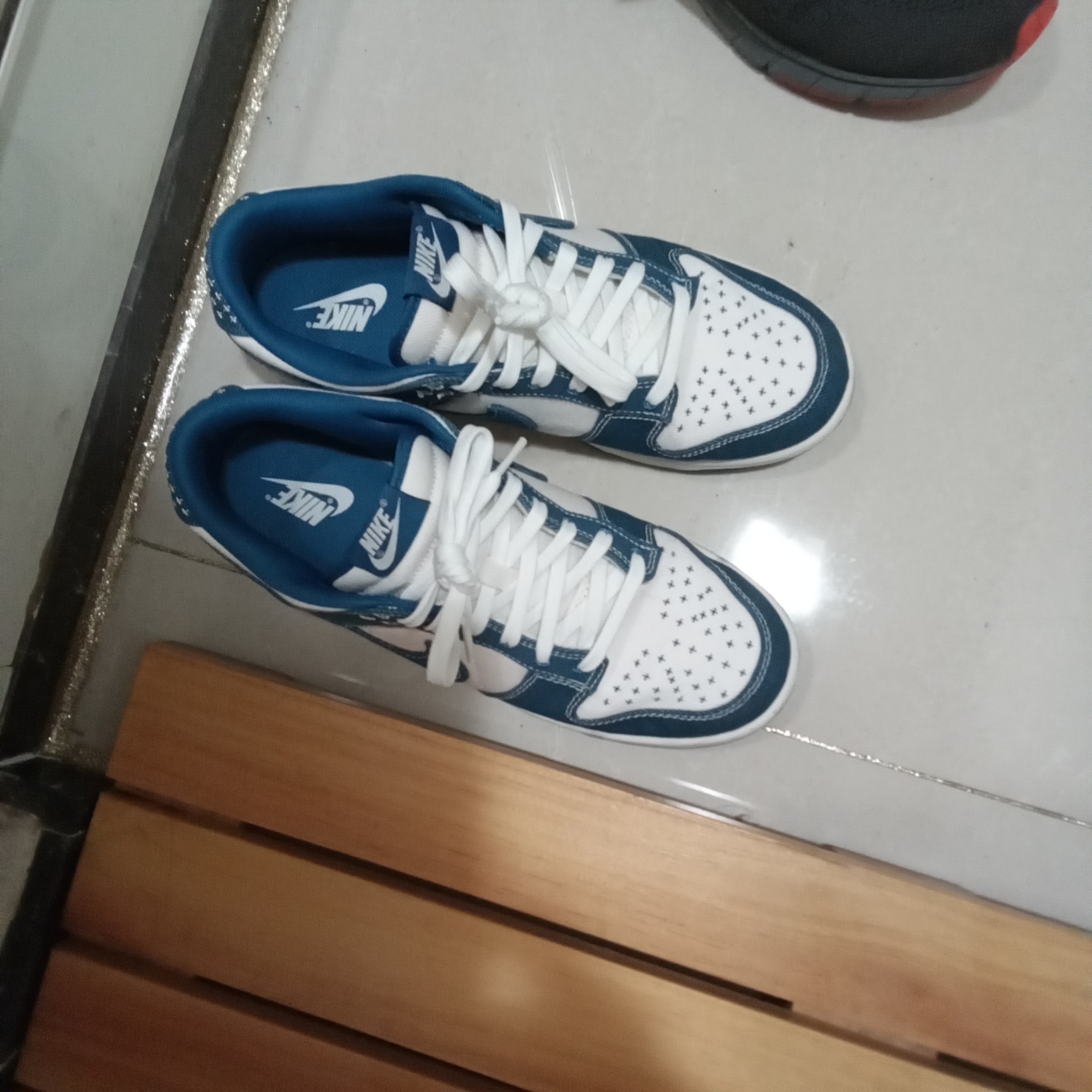 Nike Dunk Low Retro SE Industrial Blue 착용 스타일