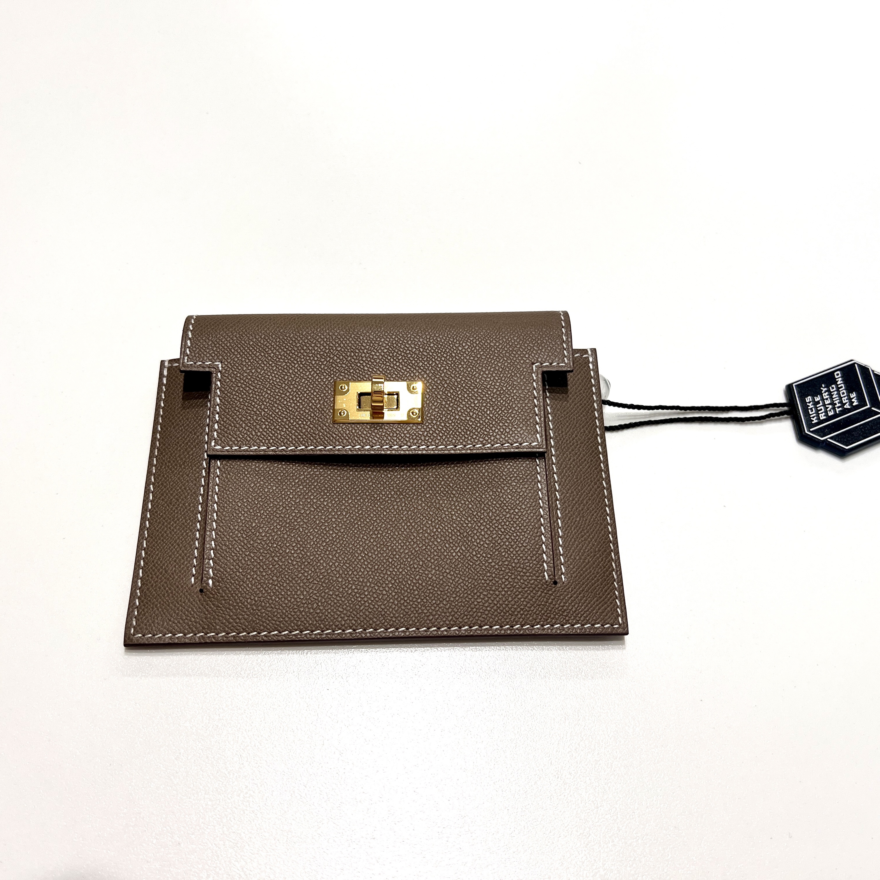 Hermes Kelly Pocket Compact Wallet Madame & Gold Etoupe 착용 스타일 - 1
