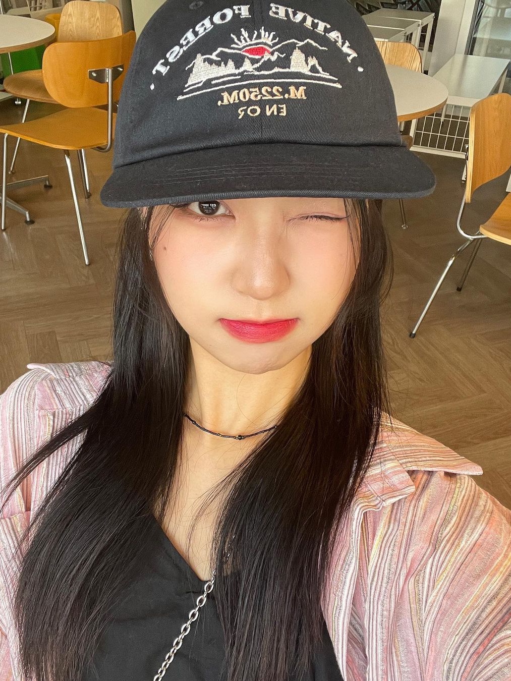 Enor Native Forest Ball Cap Blue 착용 스타일 - 2