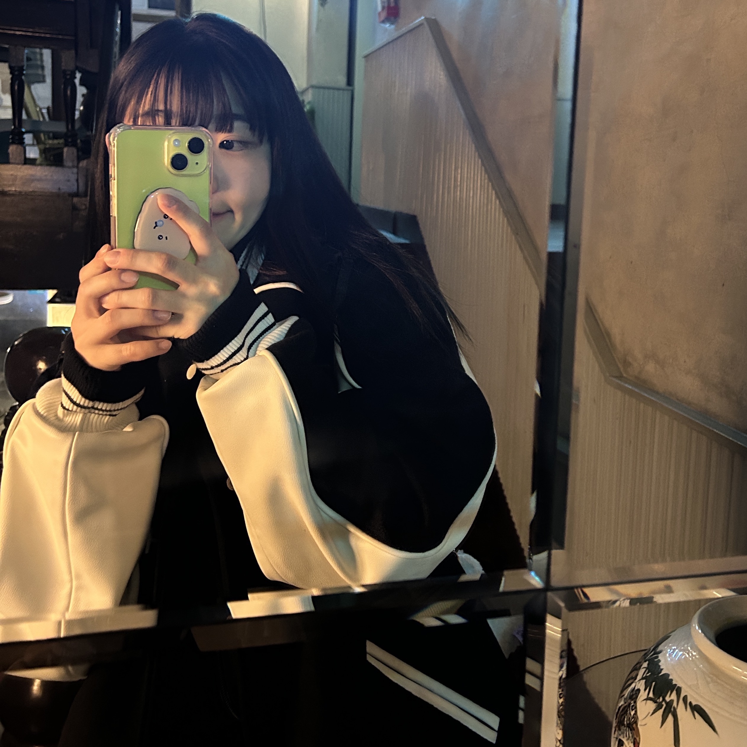 Thevinylhouse Wool Varsity Jacket Black, The North Face Stream 12 Black 착용 스타일 - 1